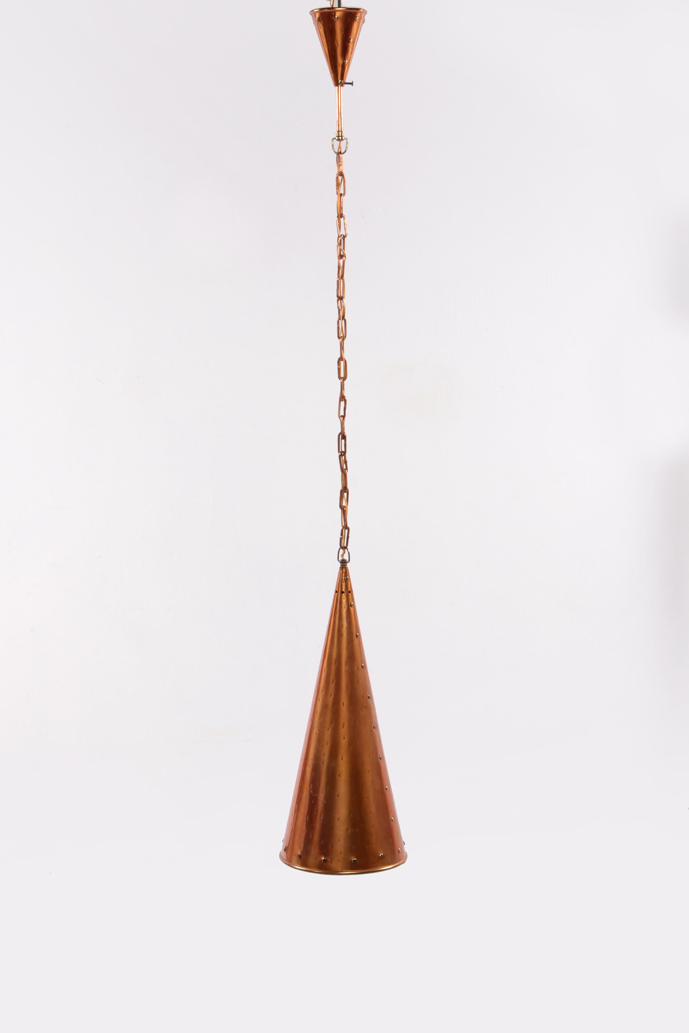 Danish hand-hammered copper hanging lamp by E.S Horn Aalestrup, 1950s For Sale 2