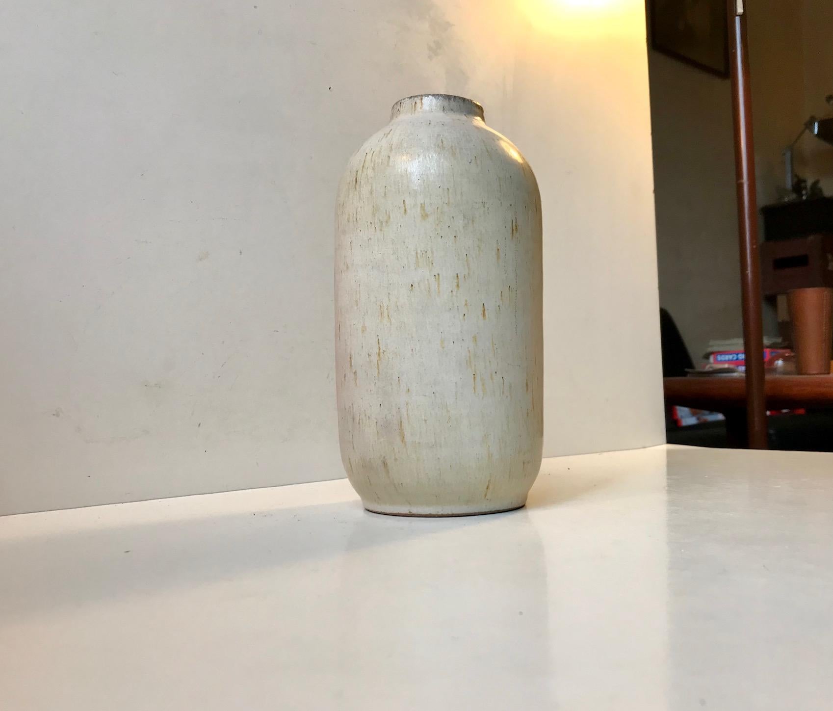 Danish Haresfur Stoneware Vase by Ellen Madsen for Lee Keramik, 1970s In Good Condition For Sale In Esbjerg, DK