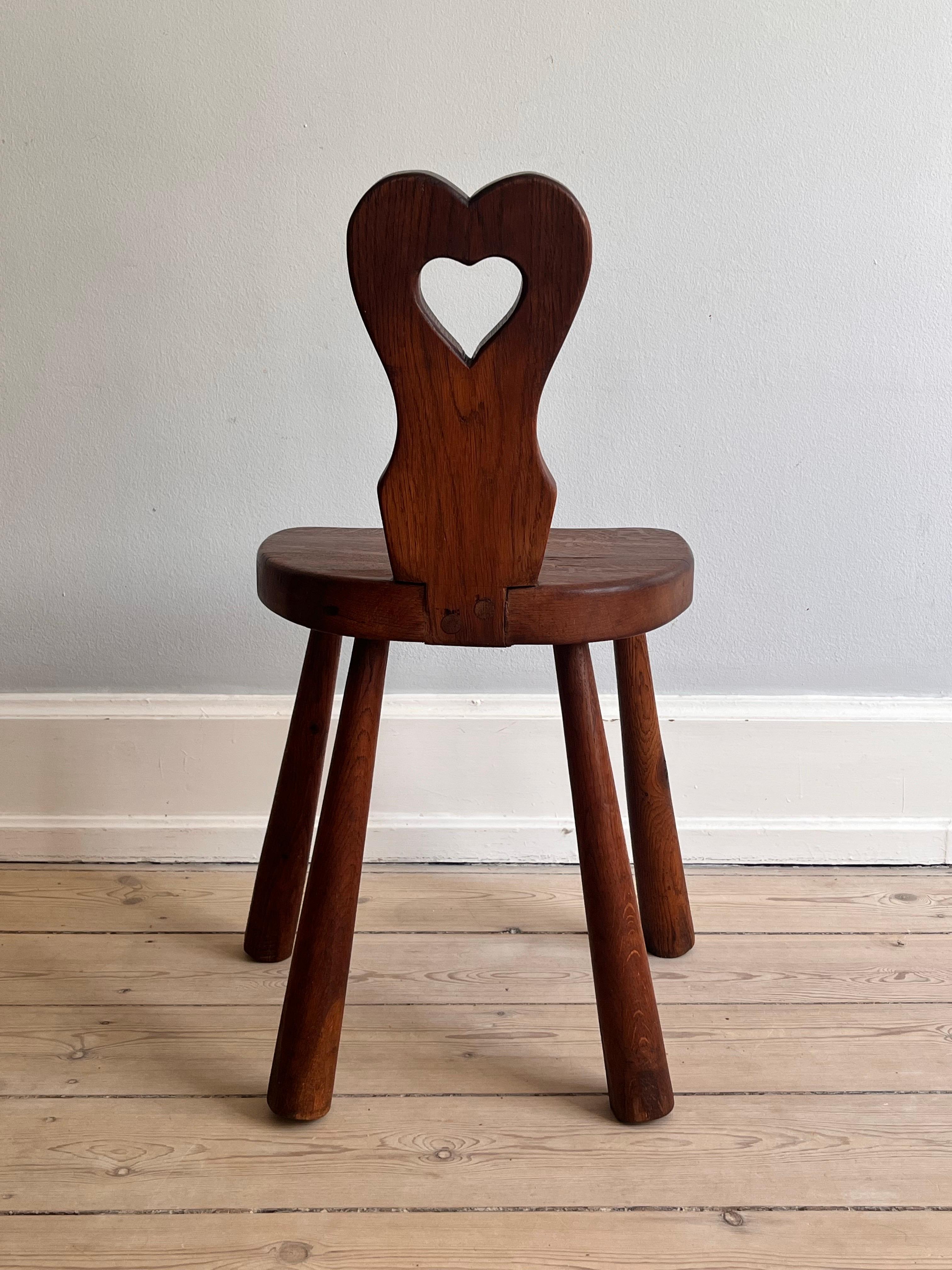 Danish heart-shaped folk chair from the 1920s For Sale 3
