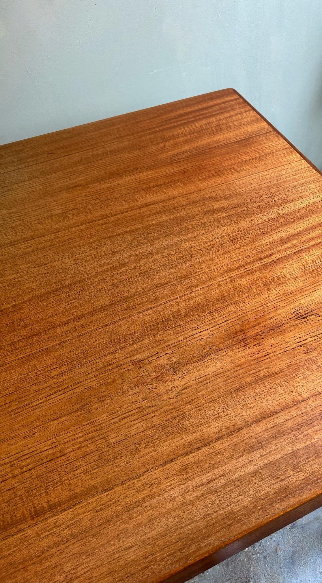Danish Henning Kjærnulf for Vejle Møbelfabrik Teak Extending Dining Table 1960s For Sale 4