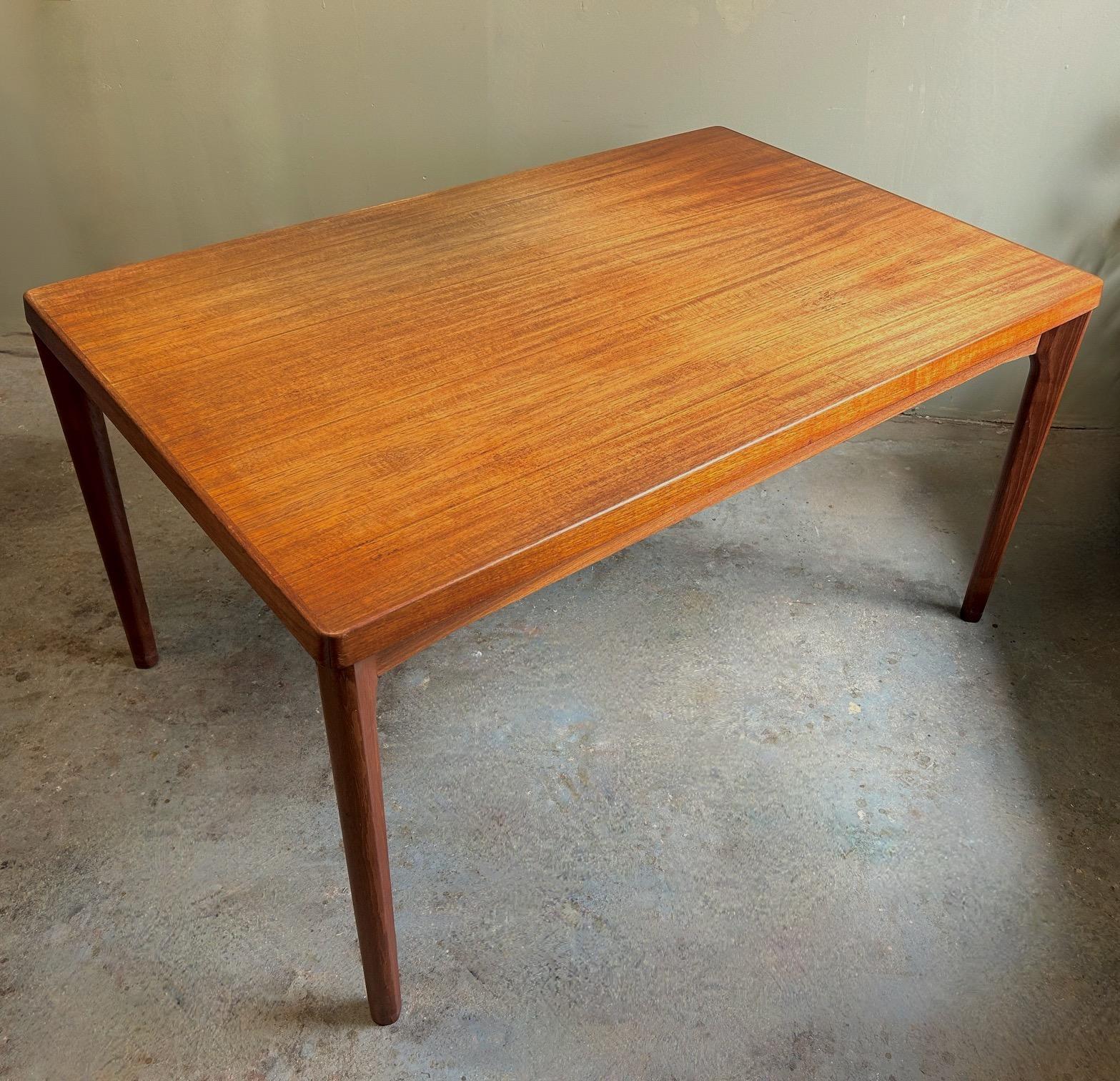 Mid-Century Modern Danish Henning Kjærnulf for Vejle Møbelfabrik Teak Extending Dining Table 1960s For Sale