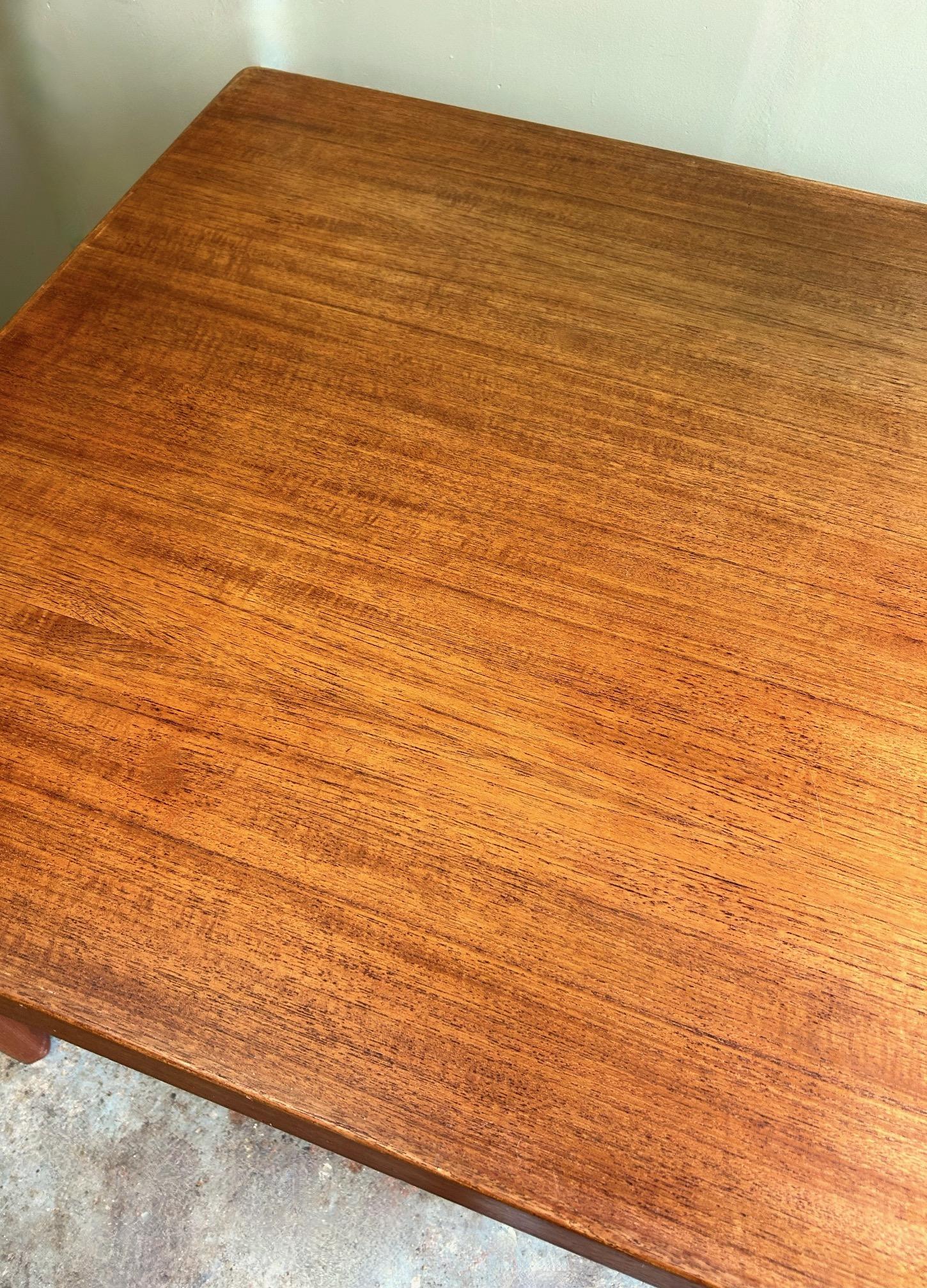 Danish Henning Kjærnulf for Vejle Møbelfabrik Teak Extending Dining Table 1960s For Sale 3