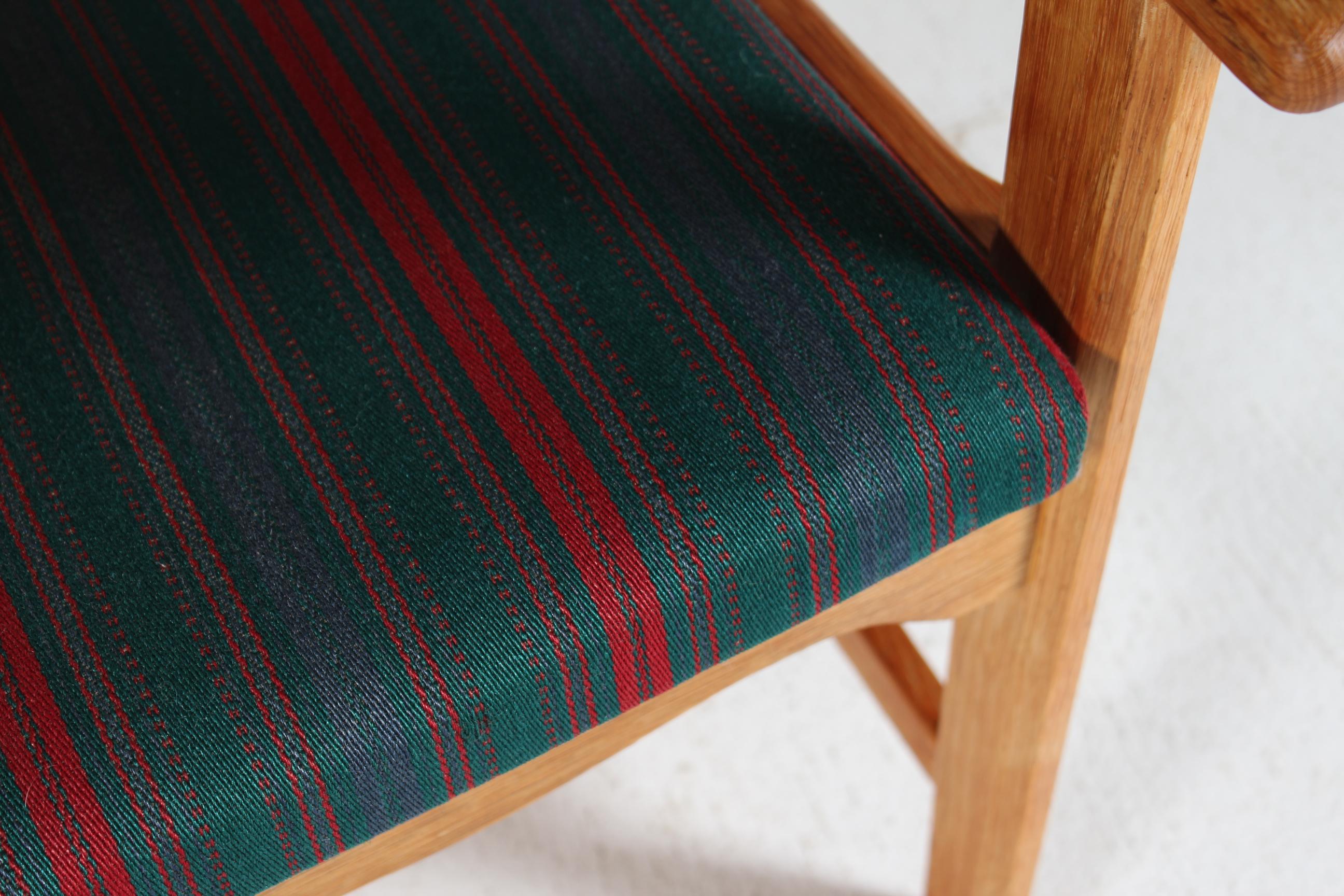 Danish Henning Kjærnulf Lounge Razor Blade Armchair Solid Oak with Striped Wool For Sale 3