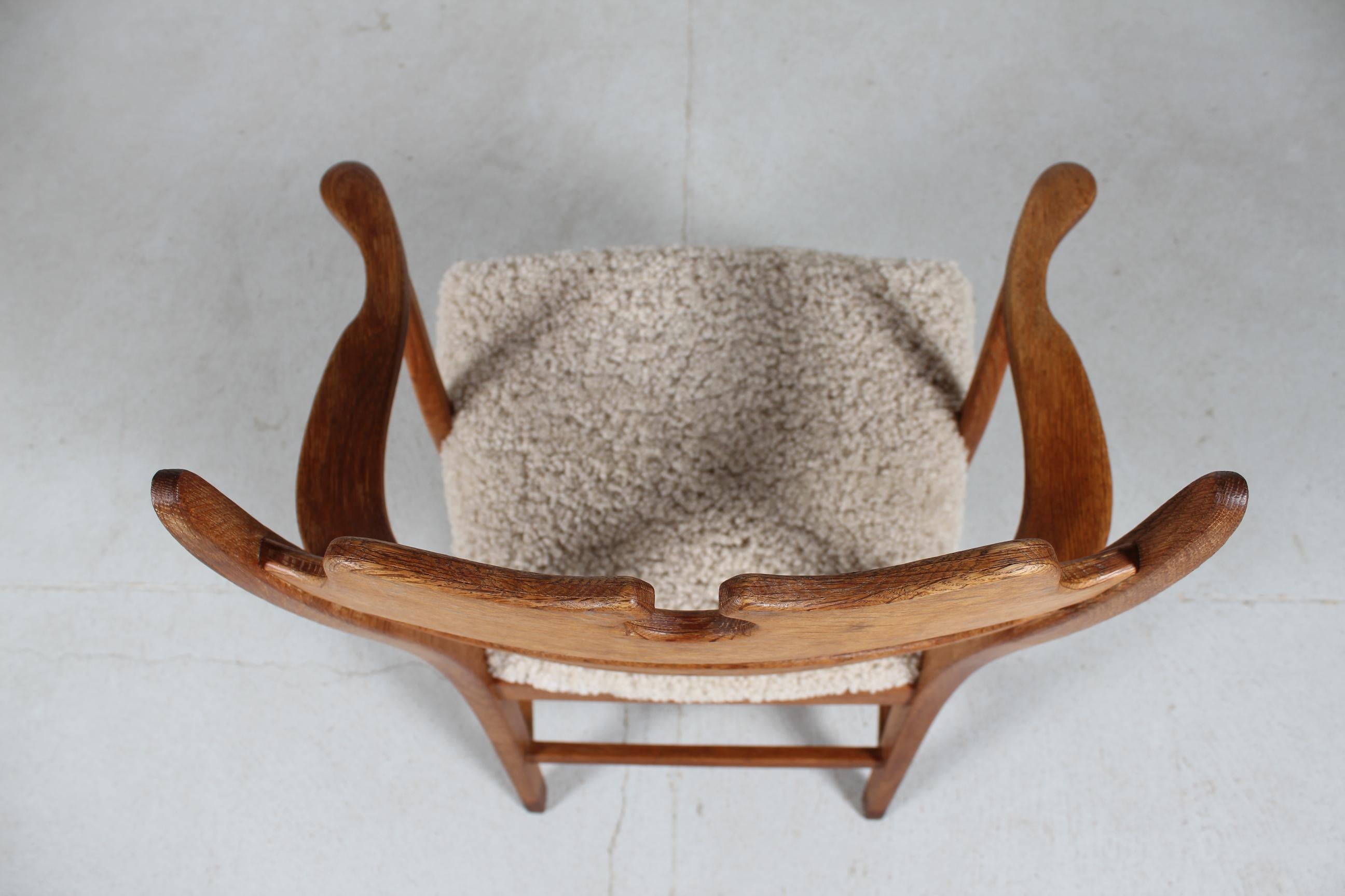 Danish Henning Kjærnulf Razor Blade Armchair of Solid Oak with New Sheep Skin For Sale 8