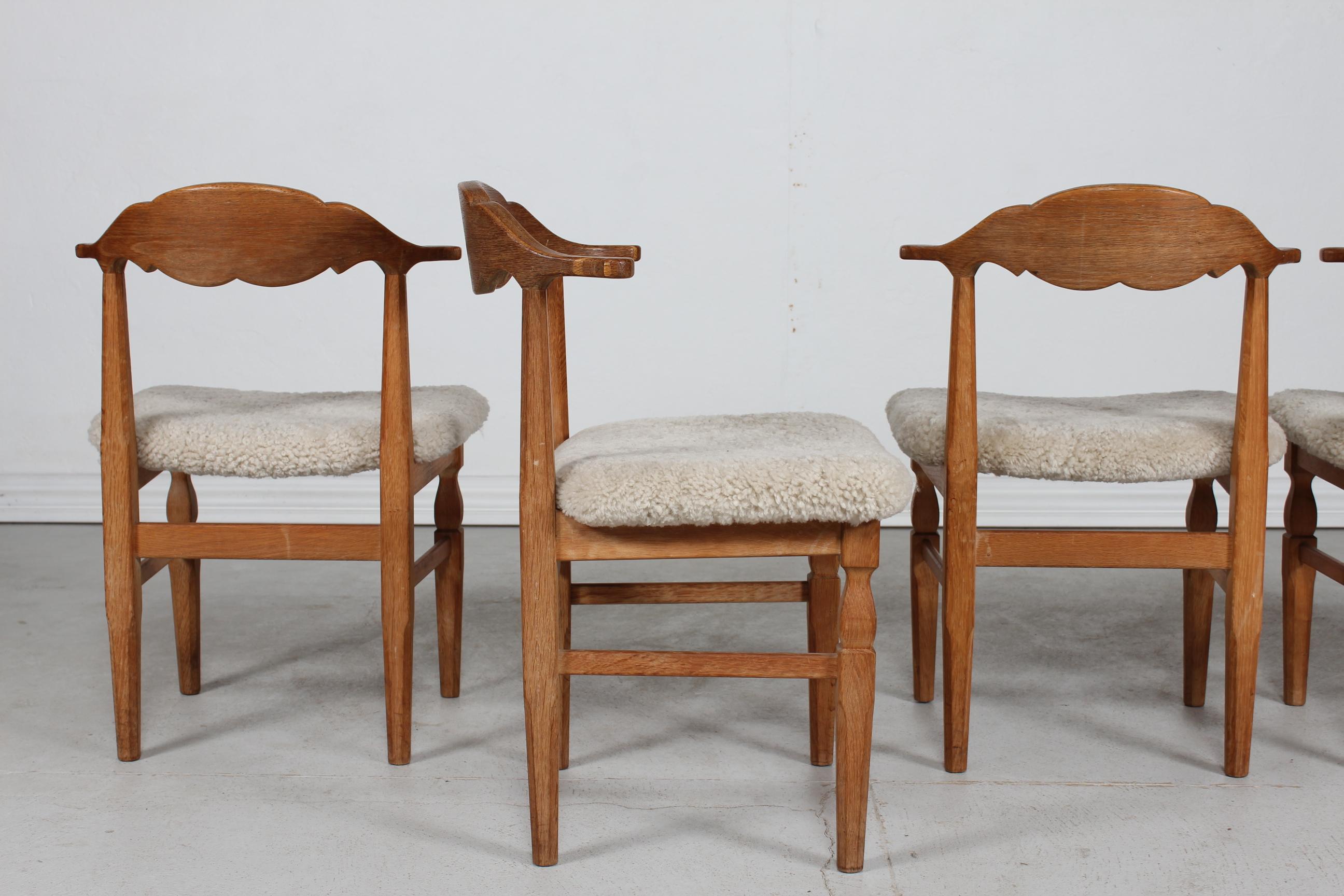 Danish Henning Kjærnulf Set of 4 Dining Chairs of Solid Oak and Sheepskin, 1970s For Sale 3