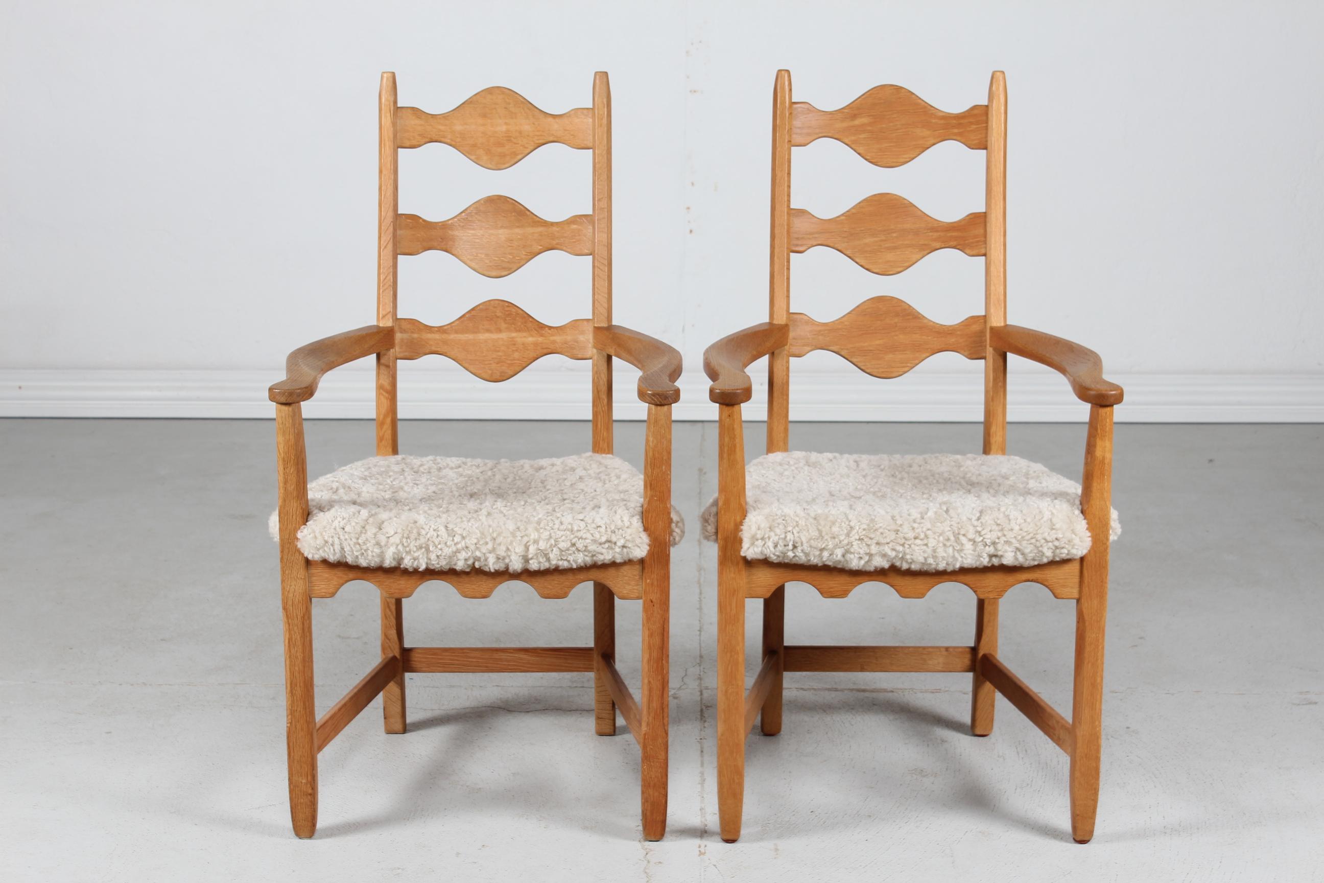 Danish Henning Kjærnulf Style 2 + 6 Chairs of Solid Oak with Sheep Skin 1970s In Good Condition In Aarhus C, DK