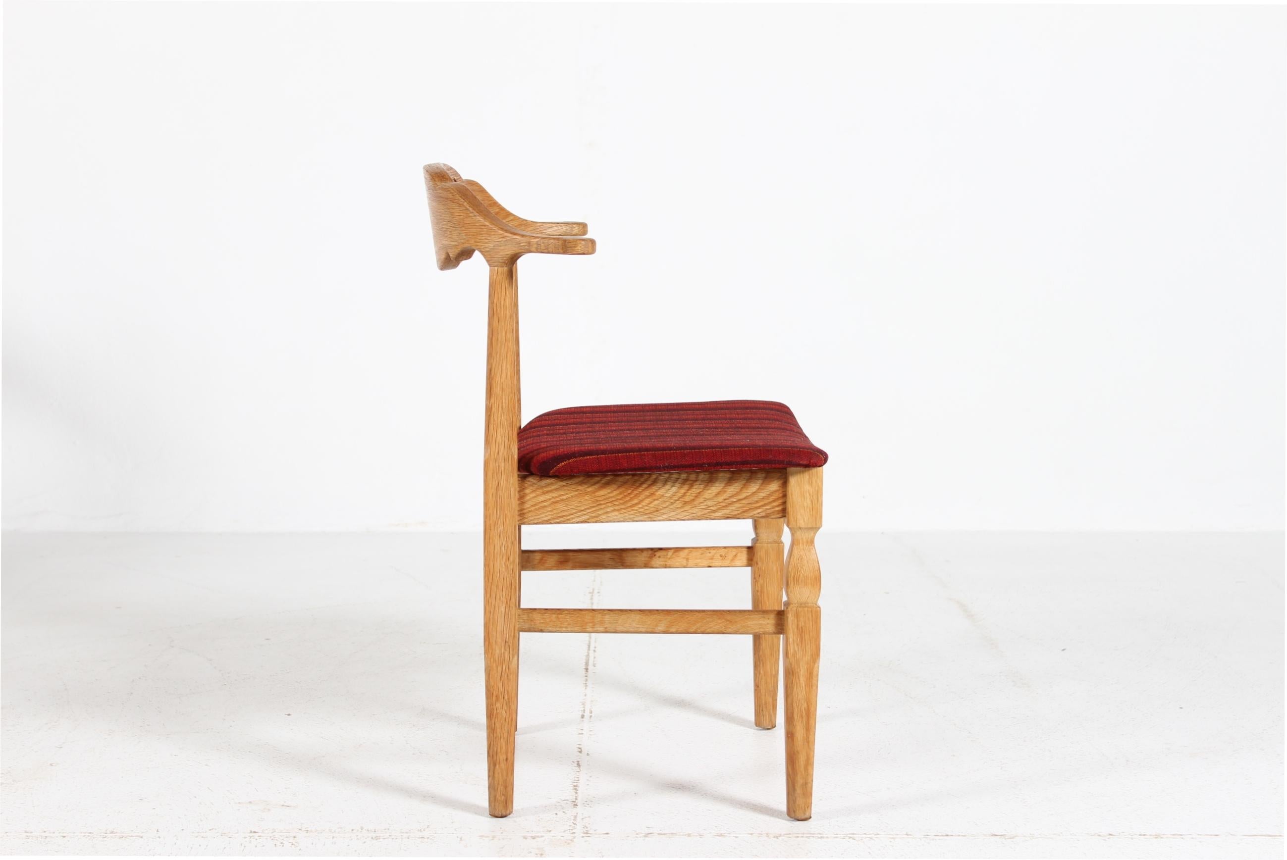 Danish Henning Kjærnulf Style Set of 6 Dining Chairs of Solid Oak 1970s For Sale 4