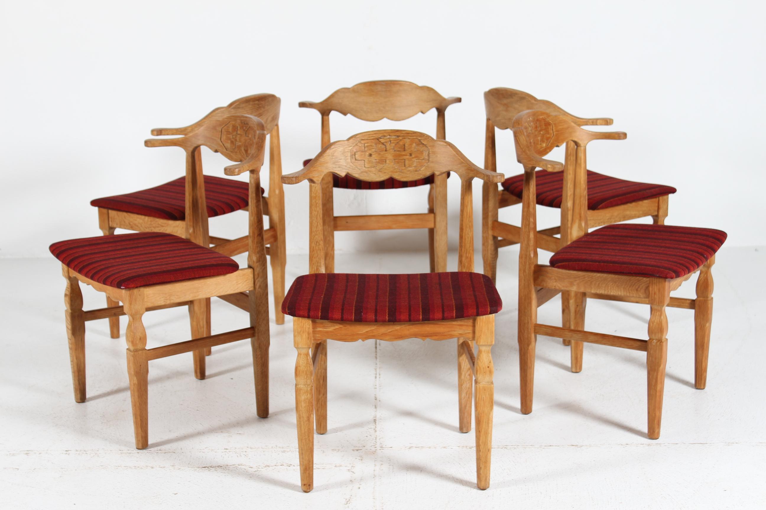 Danish Henning Kjærnulf Style Set of 6 Dining Chairs of Solid Oak 1970s For Sale 1