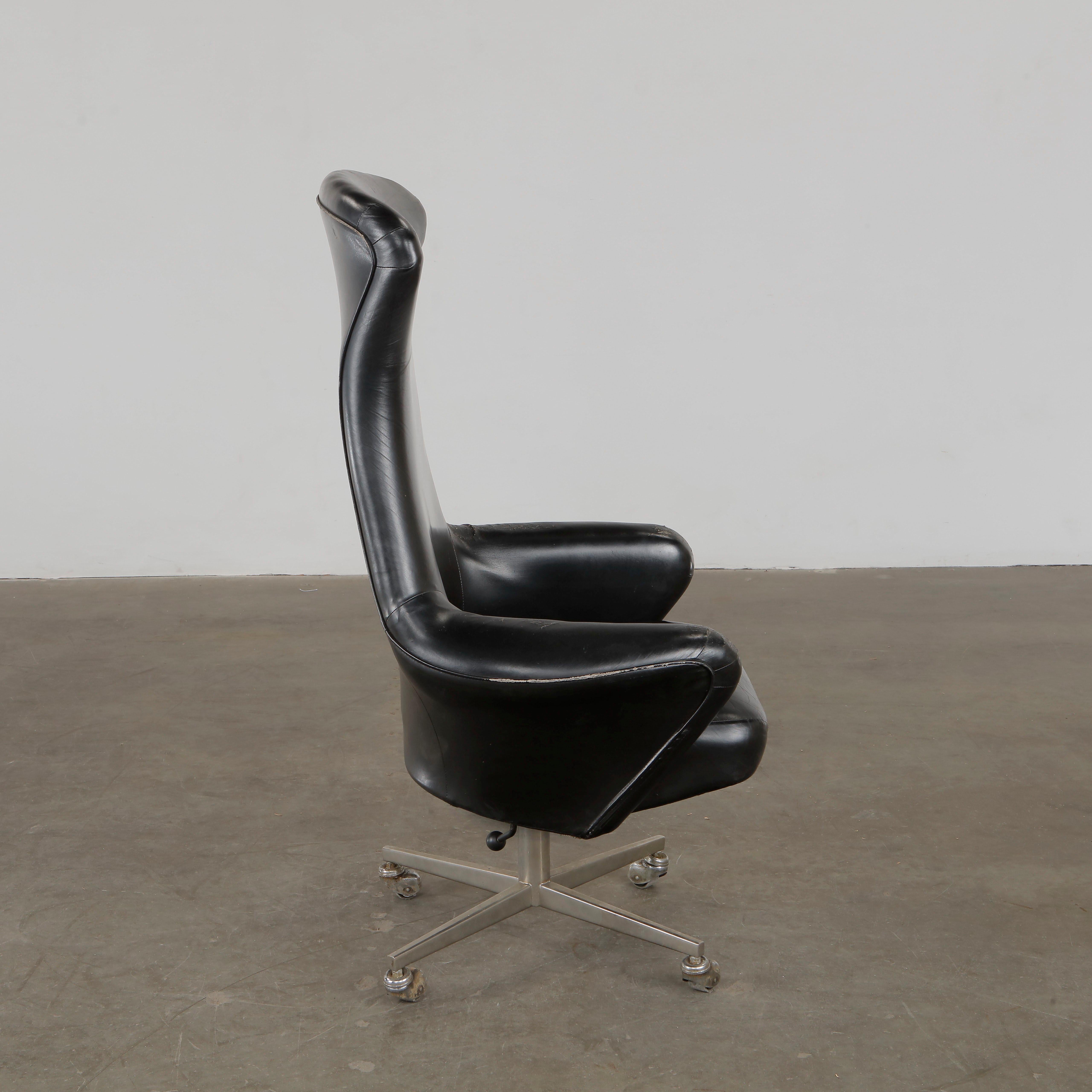 Chaise de direction danoise à dossier haut, années 1960 en vente 1