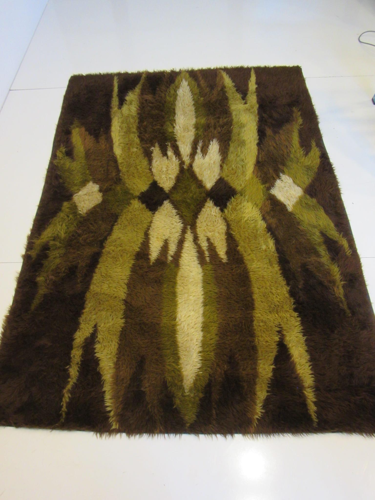 Danish High Pile Woven Wool Rya Rug For Sale 4