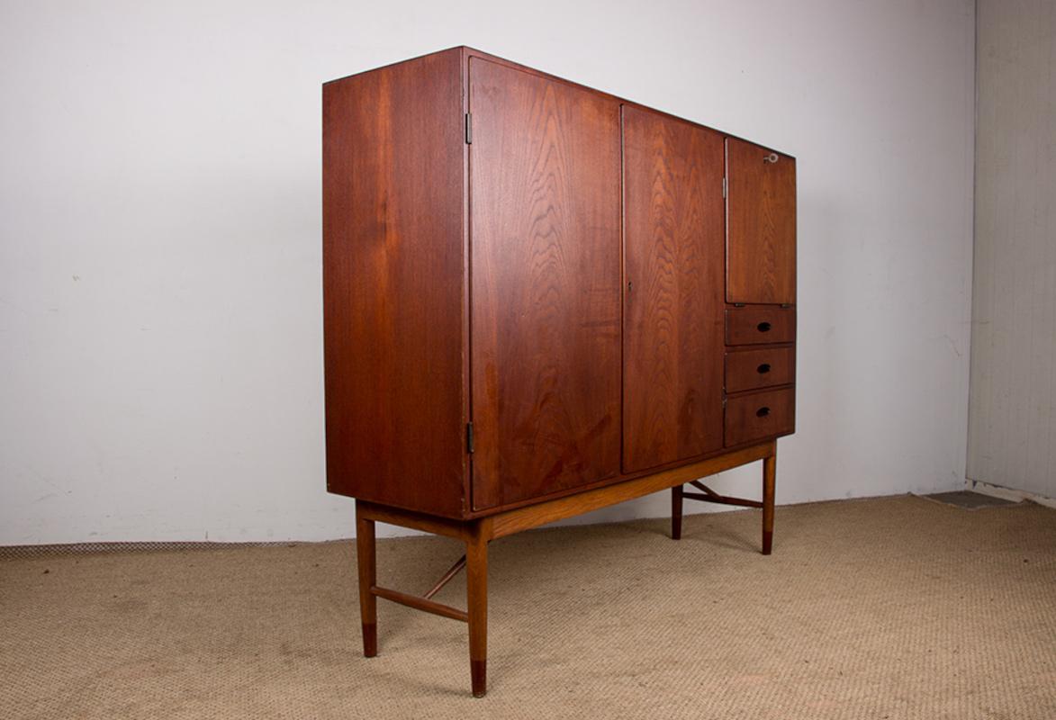 Tablero alto danés de teca y roble por Kurt Ostervig para Randers Mobelfabrik 1960. en venta 7