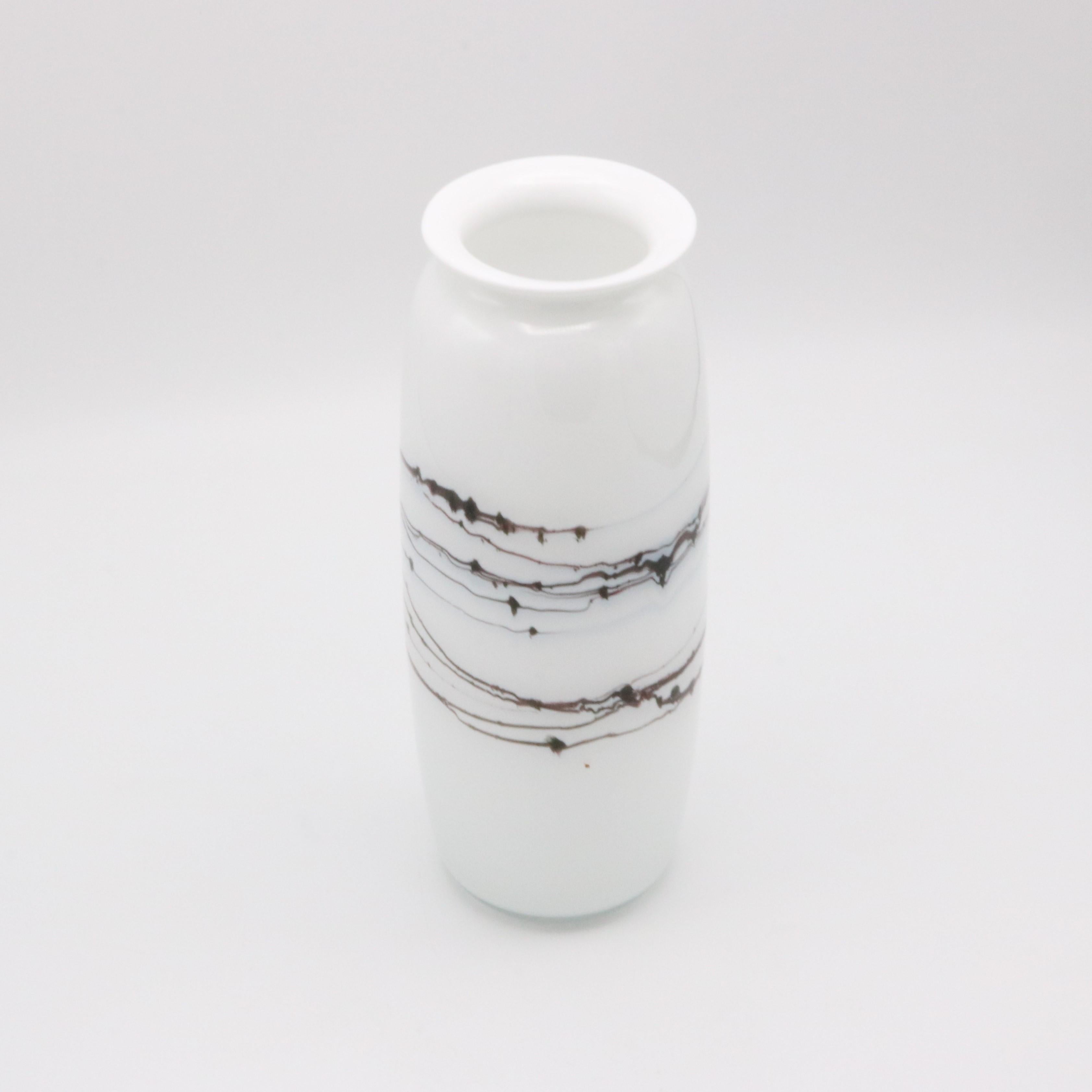 Vaso danese in vetro Holmegaard Michael Bang Danimarca 1970 In condizioni buone in vendita a New York, NY