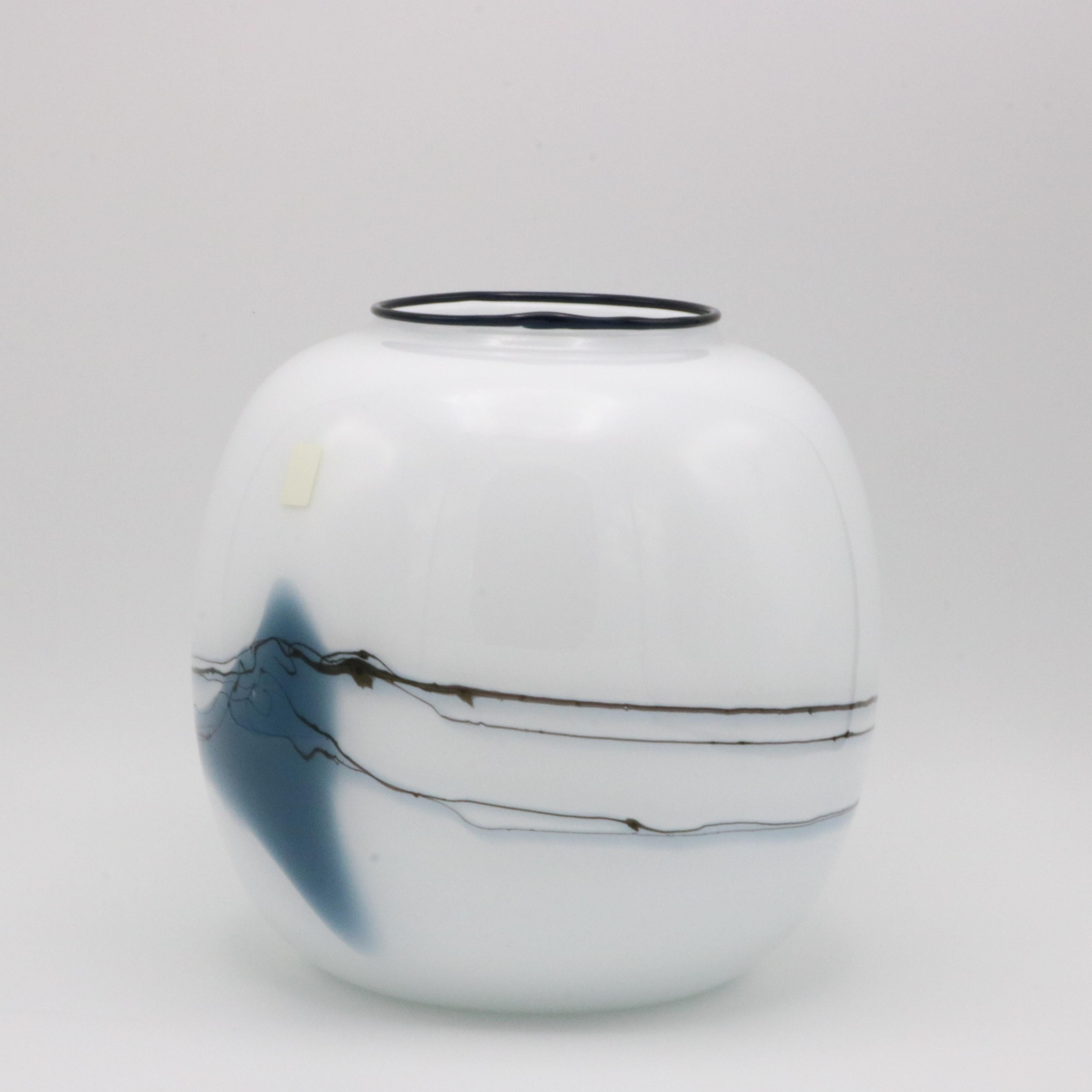 Vaso di vetro danese Holmegaard Michael Bang Danimarca 1970 In condizioni buone in vendita a New York, NY