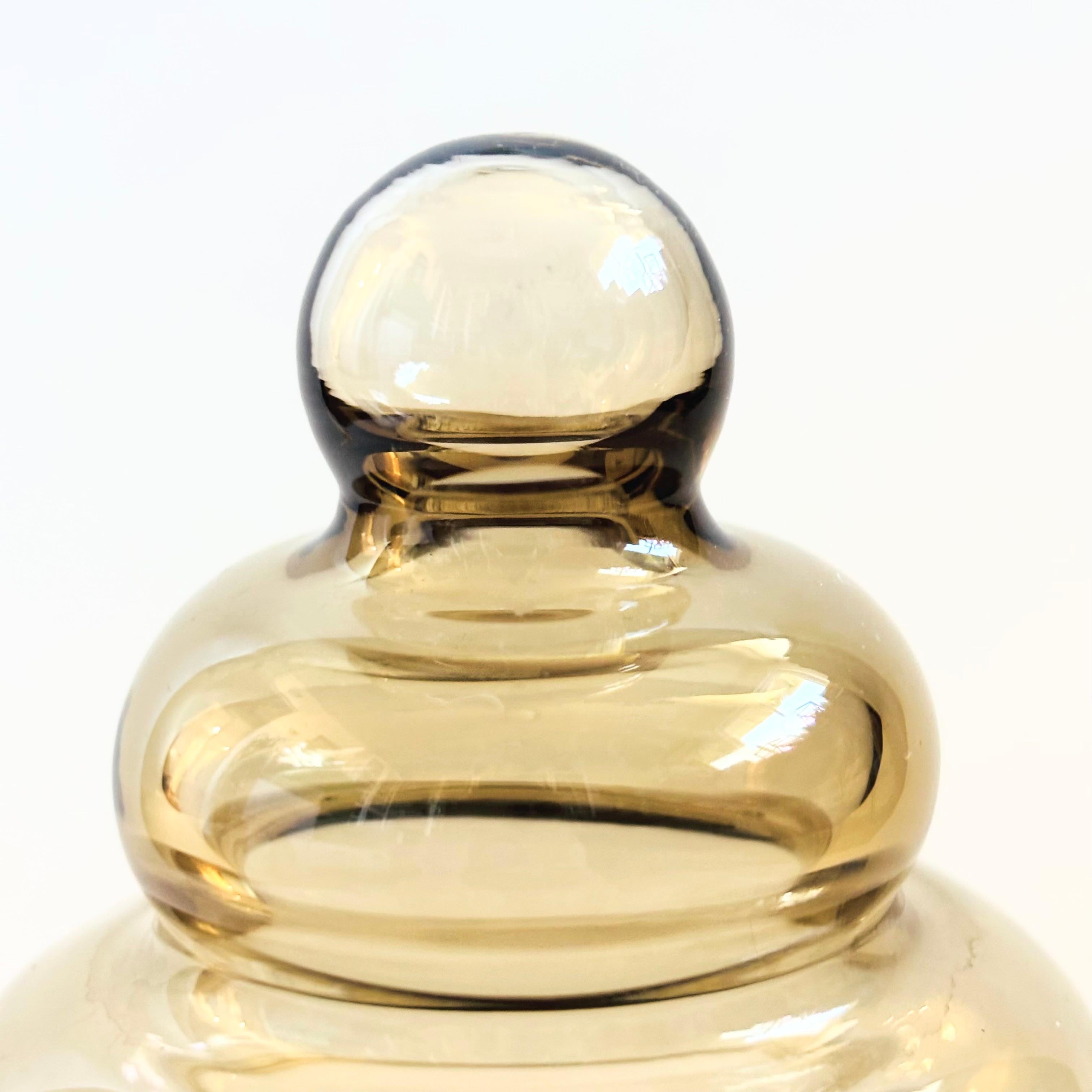 XX secolo Barattolo da farmacia in vetro danese Holmegaard Primula Smoke in vendita