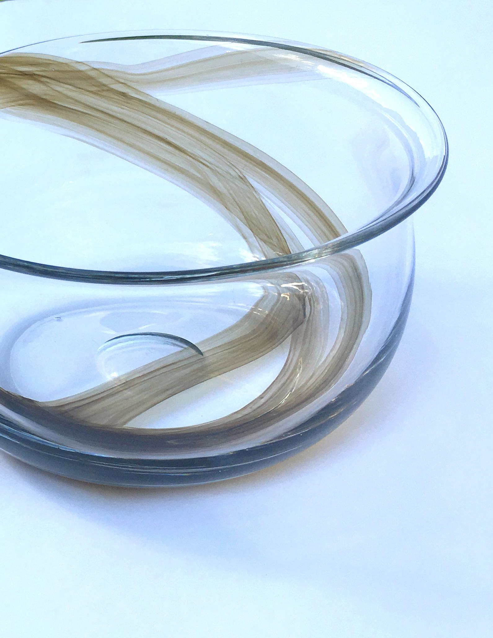 Danish Modernist Holmegaard Tundra Art Glass Bowl, 1970s Danés en venta