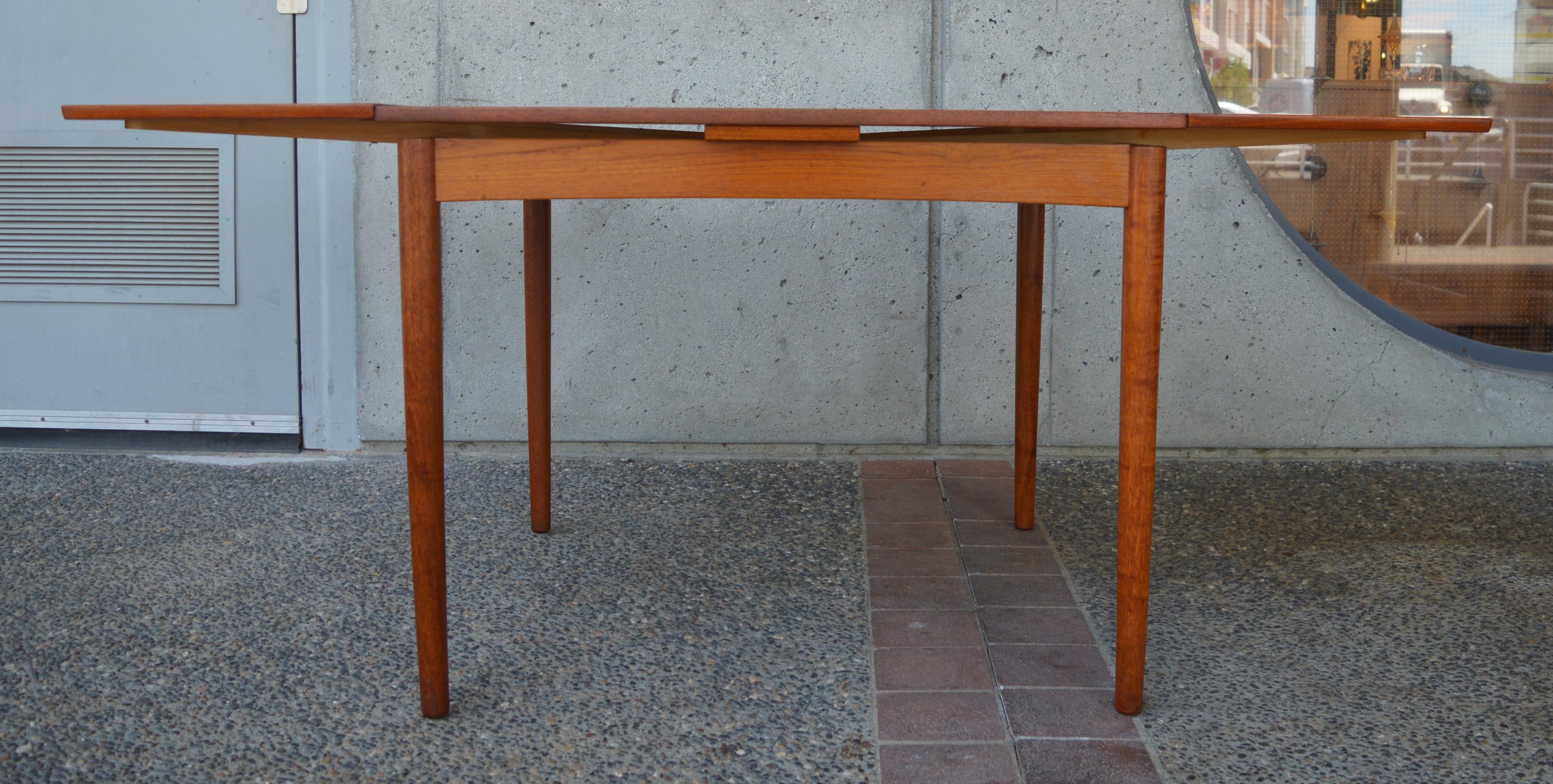 Danish Hundivad & Co. Teak Flip Top Draw Leaf Card Table / Dining Table In Good Condition In New Westminster, British Columbia