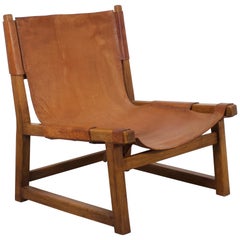 Silla de caza en roble macizo y cuero coñac de Paco Muñoz, años 50