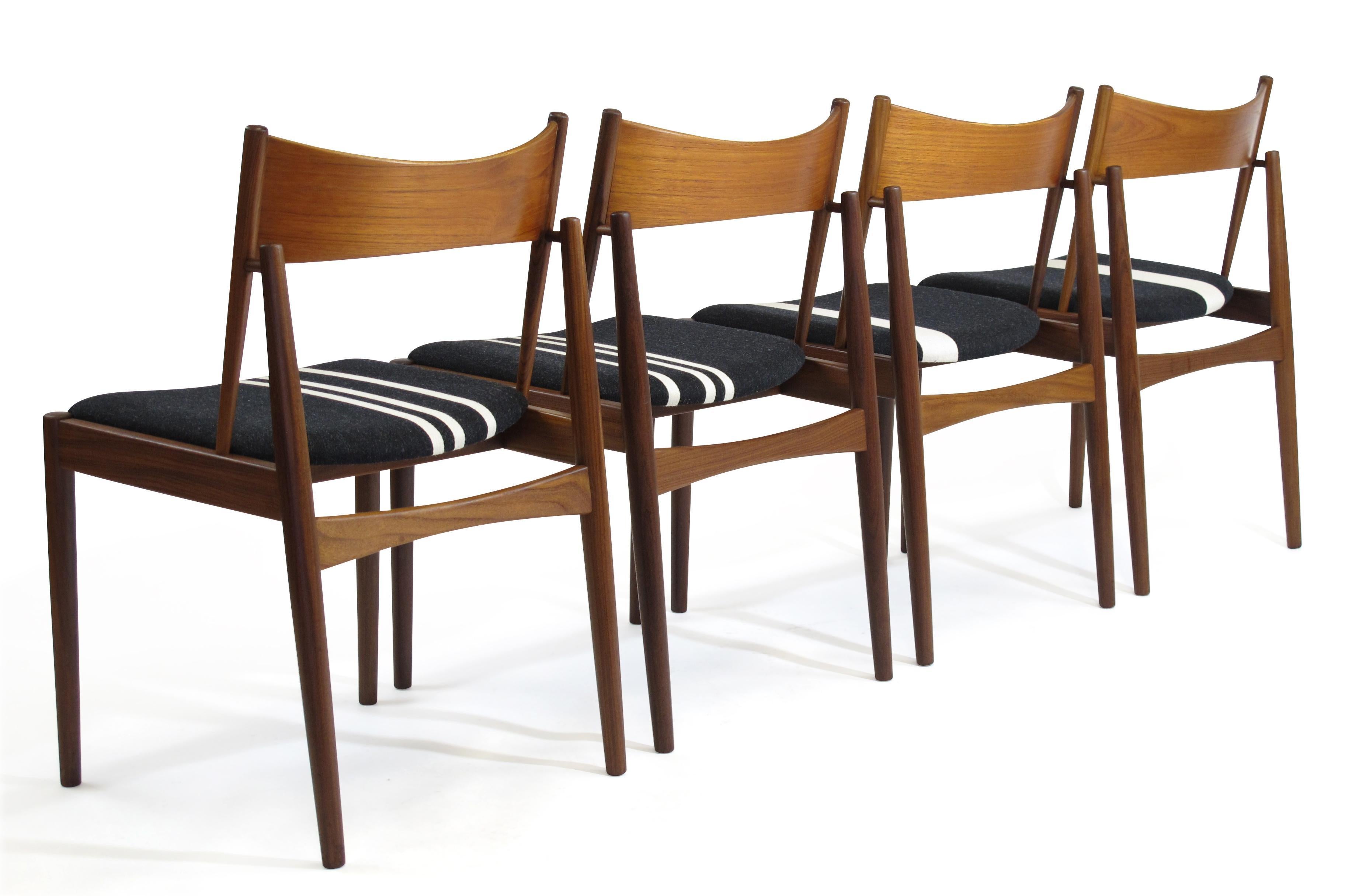 Danish H.W Klein Teak Dining Chairs, Set of Four 2