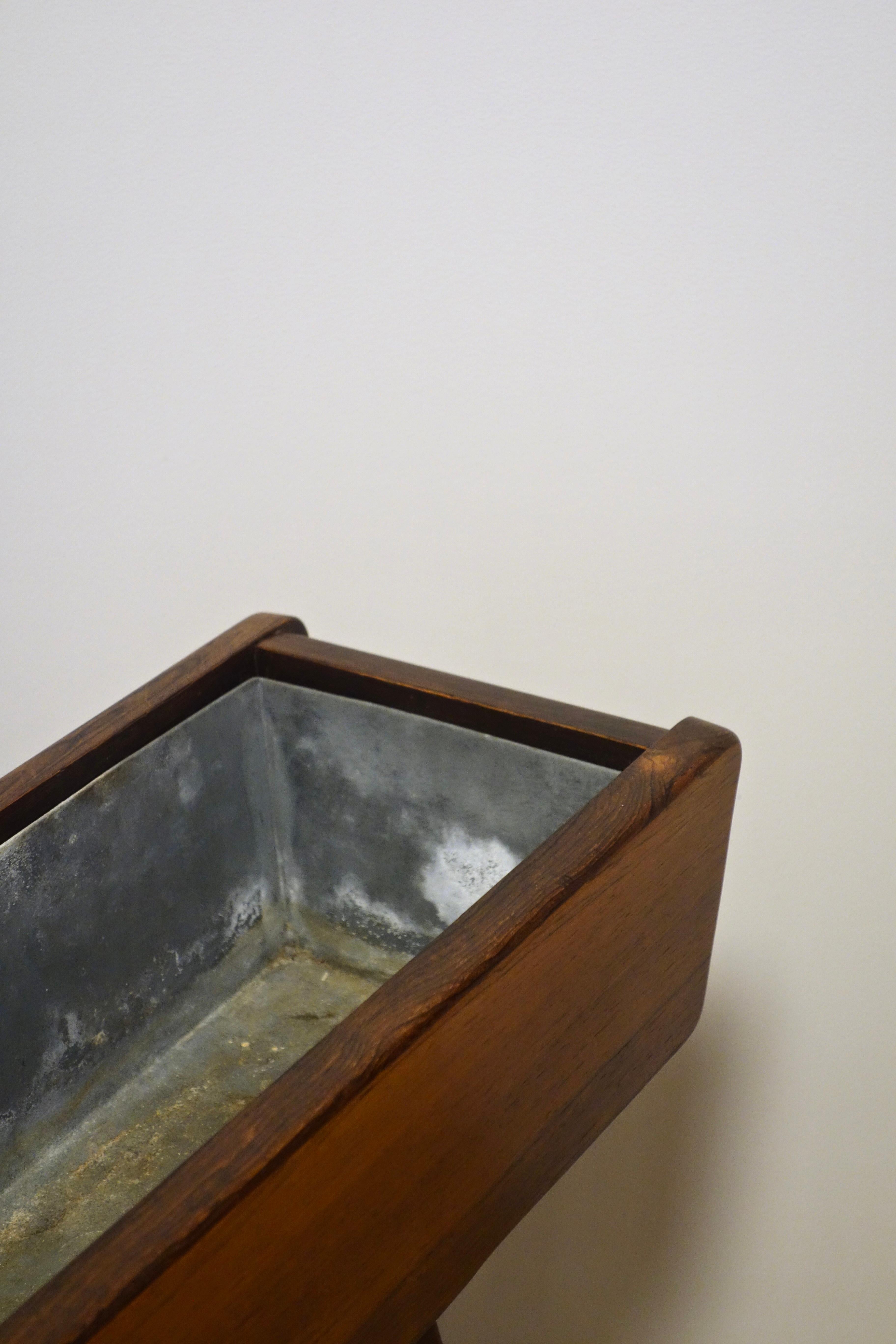 Danish Indoor Planter Rosewood by Brdr Dalsaargd for Illum Bolighus 1960s In Good Condition For Sale In VILLEURBANNE, FR