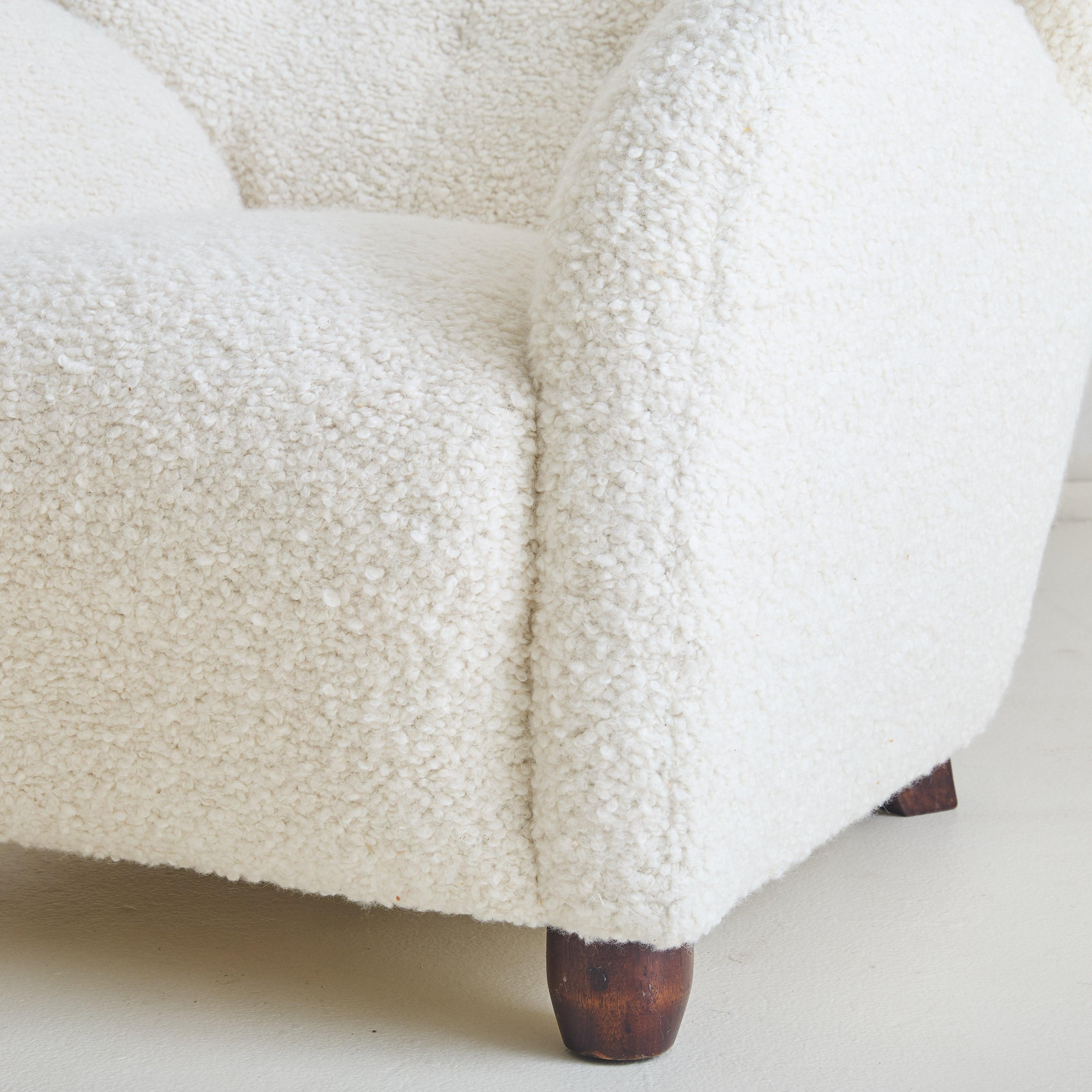 Tissu Fauteuil de salon danois en ivoire dans le style de Flemming Lassen, 1935 en vente