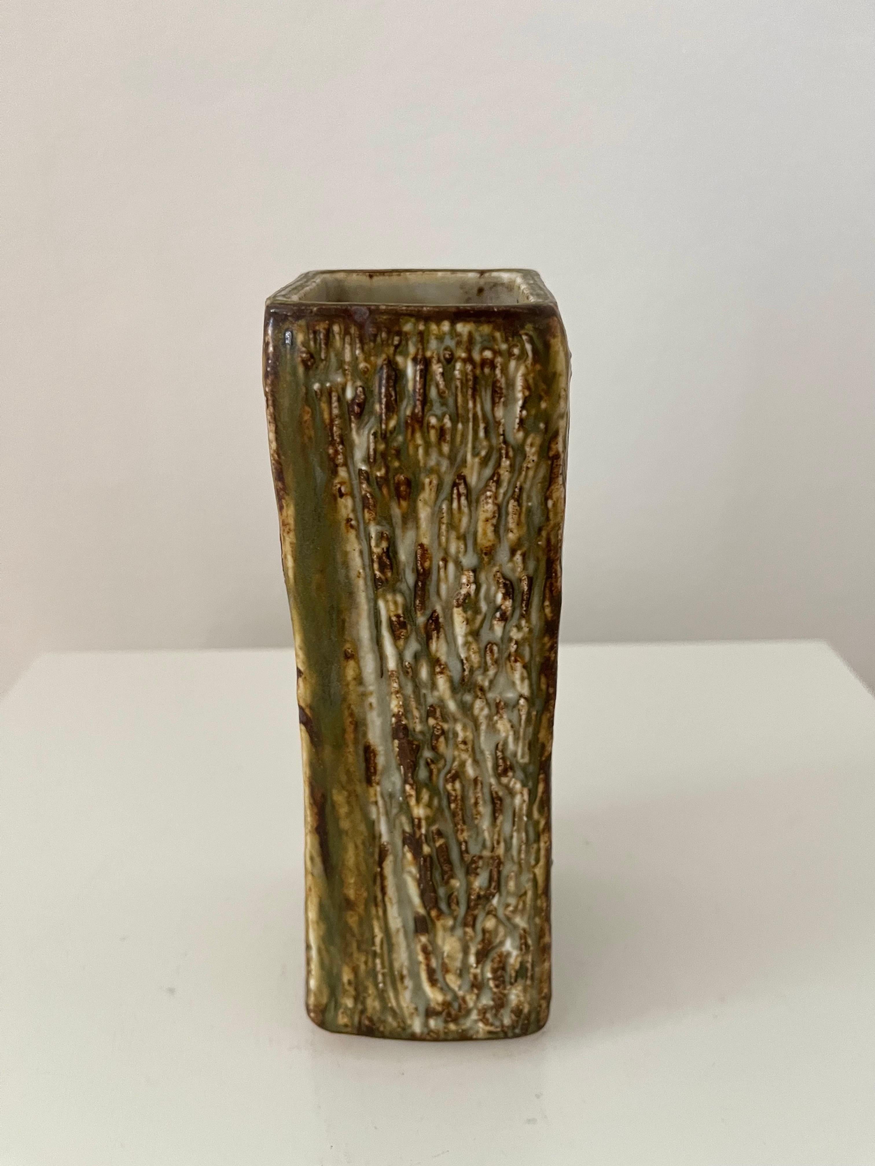 Danish Jørgen Mogensen 1960s Stoneware Vase Own Studio Organic Decorations In Good Condition For Sale In Frederiksberg C, DK