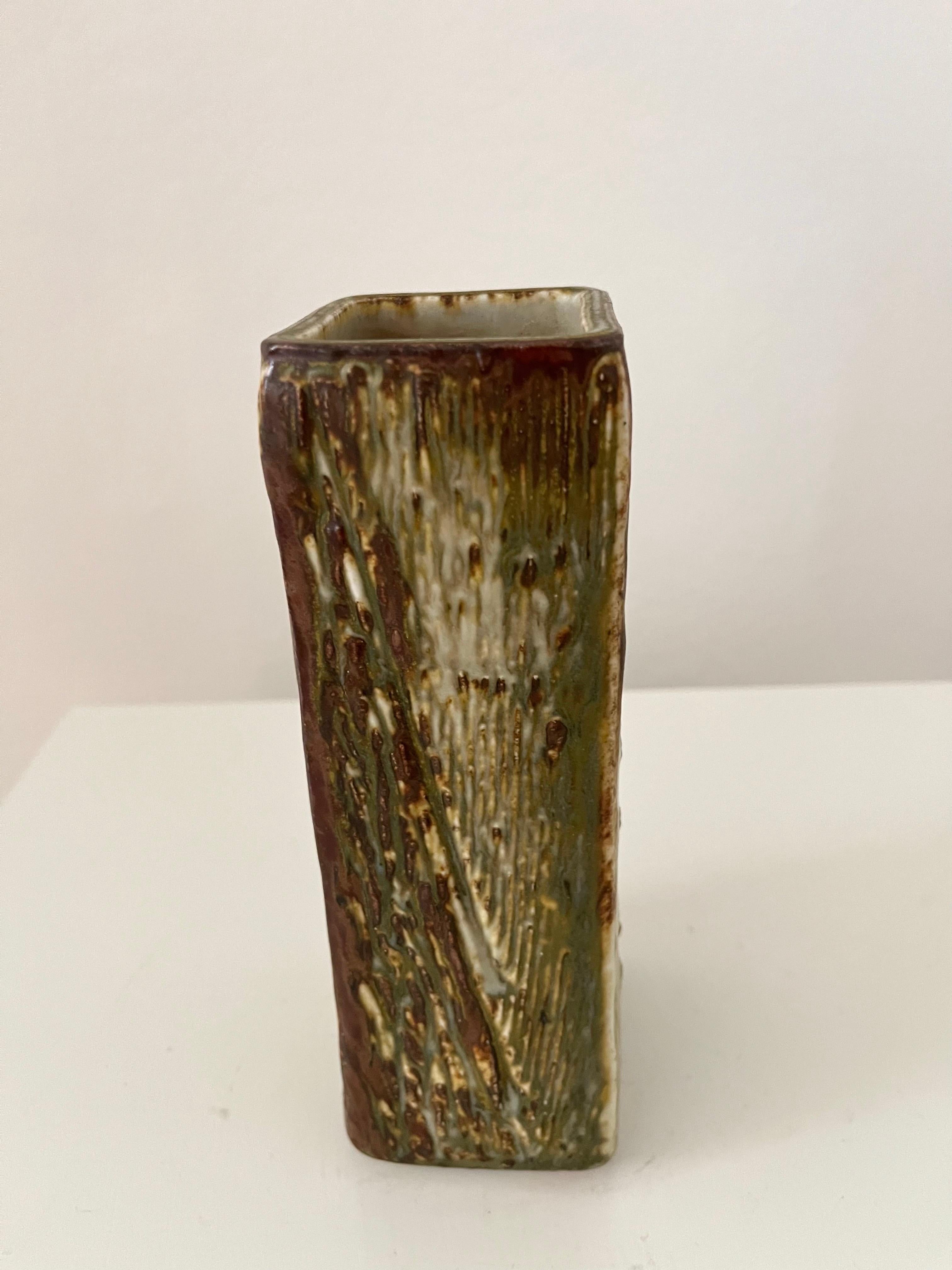 Metà XX secolo Vaso in gres danese Jørgen Mogensen 1960 Studio A Decorazioni organiche in vendita