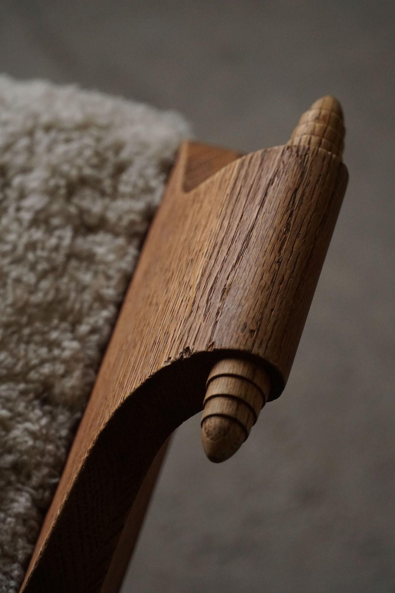 Danish Jugendstil, Art Nouveau Stool / Piano Bench in Oak & Lambswool, 1900s In Good Condition In Odense, DK
