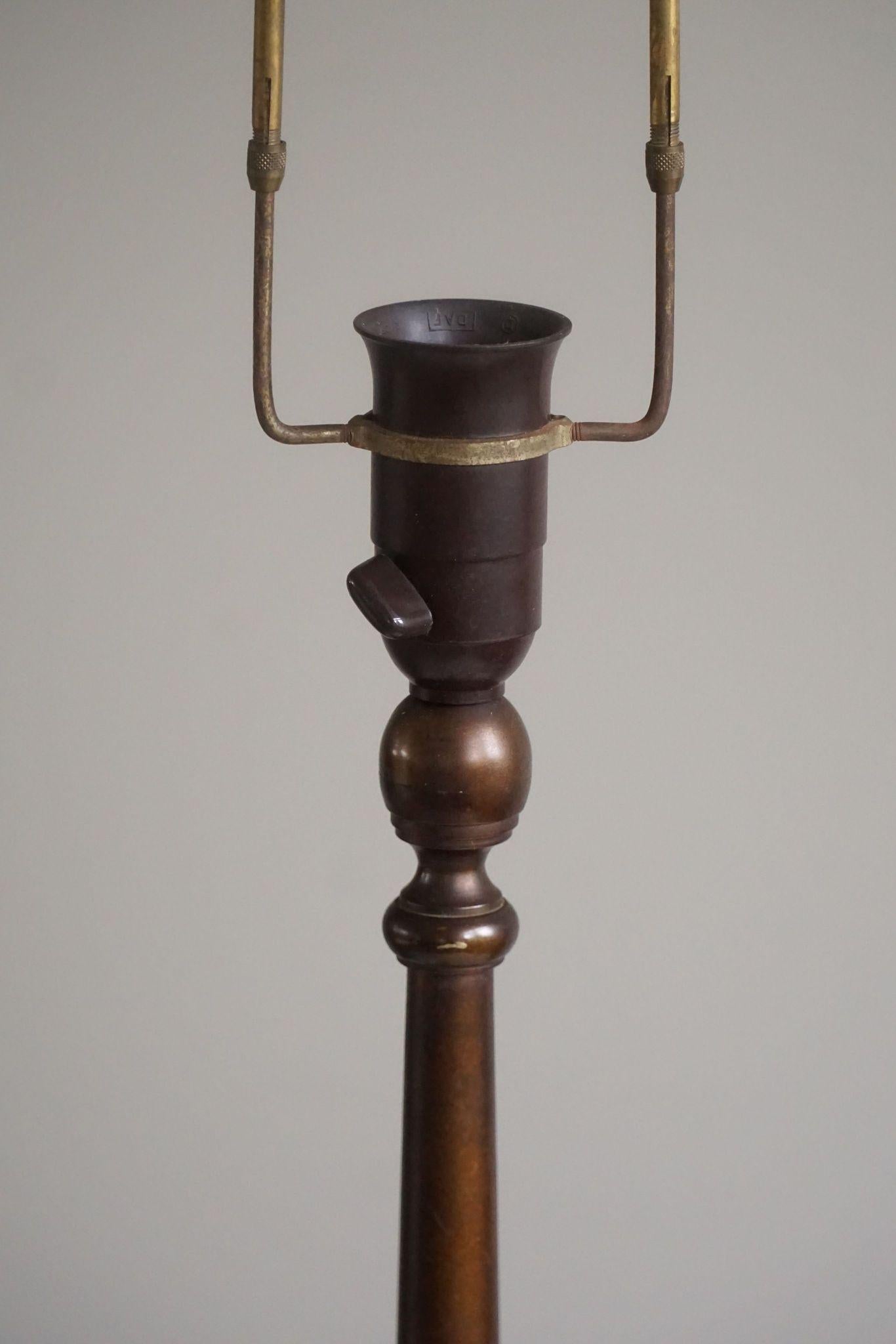 Lámpara de sobremesa danesa Jugendstil, Art Nouveau, en bronce, años 20 en venta 8