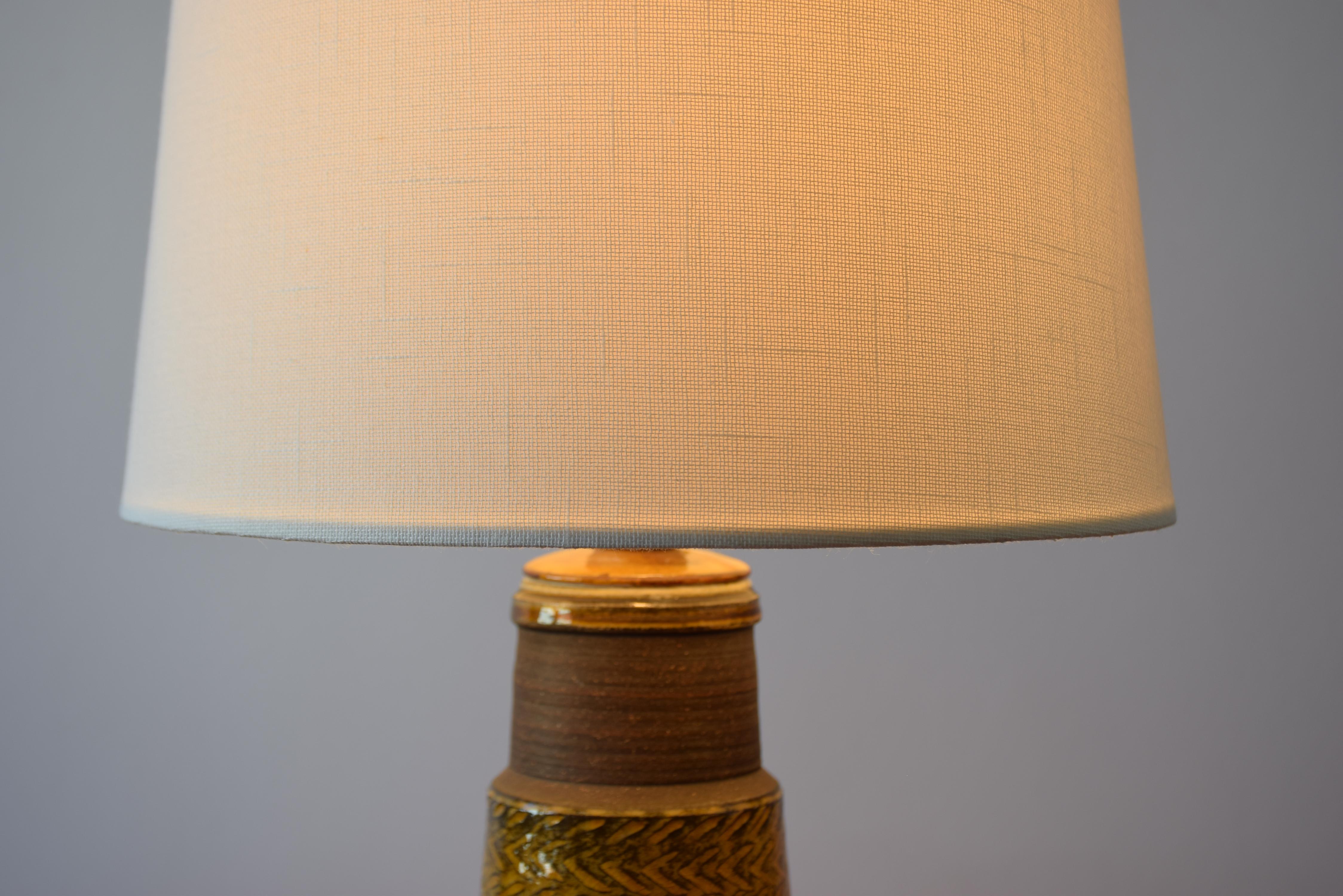 Danish Kähler HAK Table Lamp Brown with Amber Yellow Glaze, Midcentury, 1960s For Sale 4