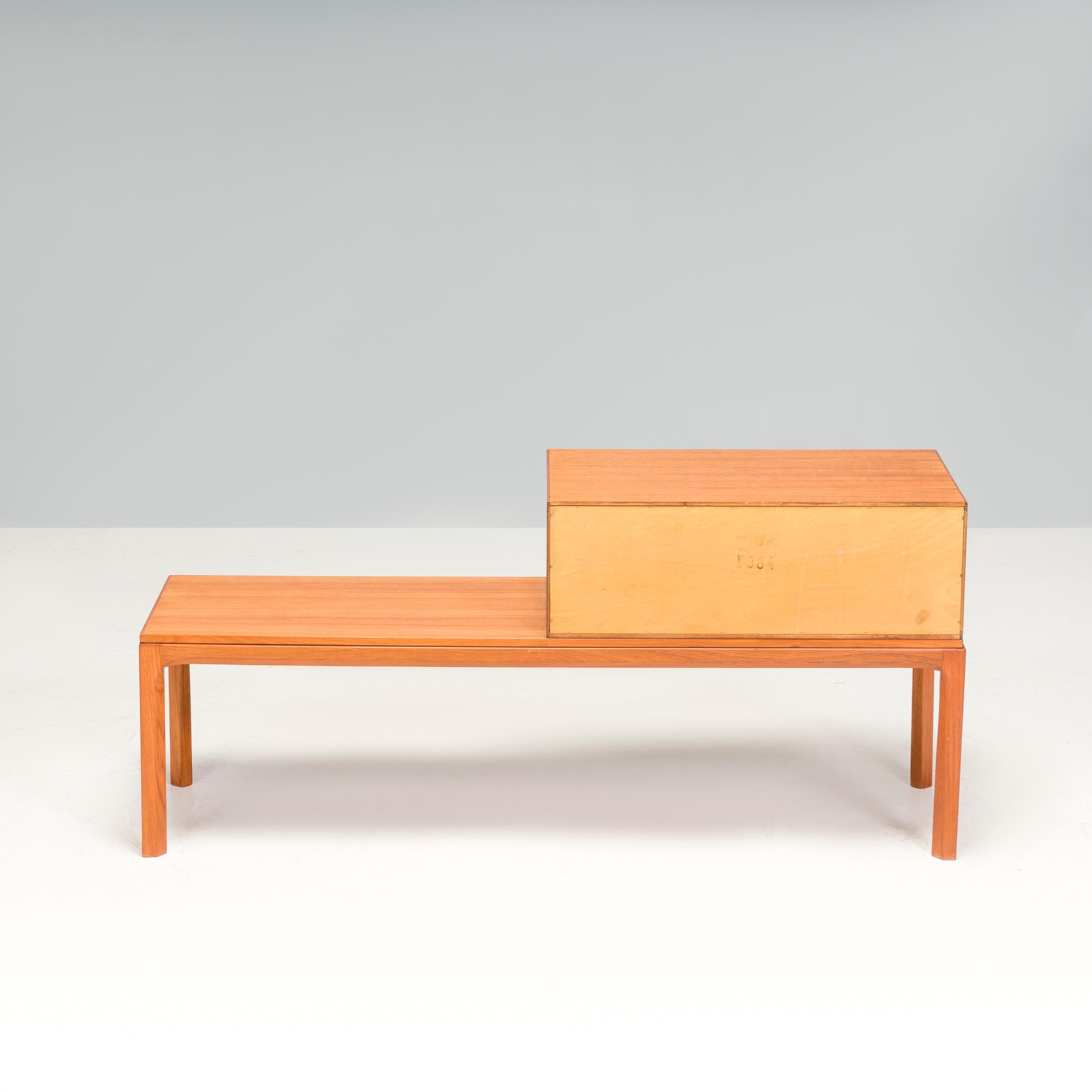 Danish Kai Kristiansen for Aksel Kjersgaard Teak Hallway Bench With Two Drawers In Good Condition For Sale In London, GB