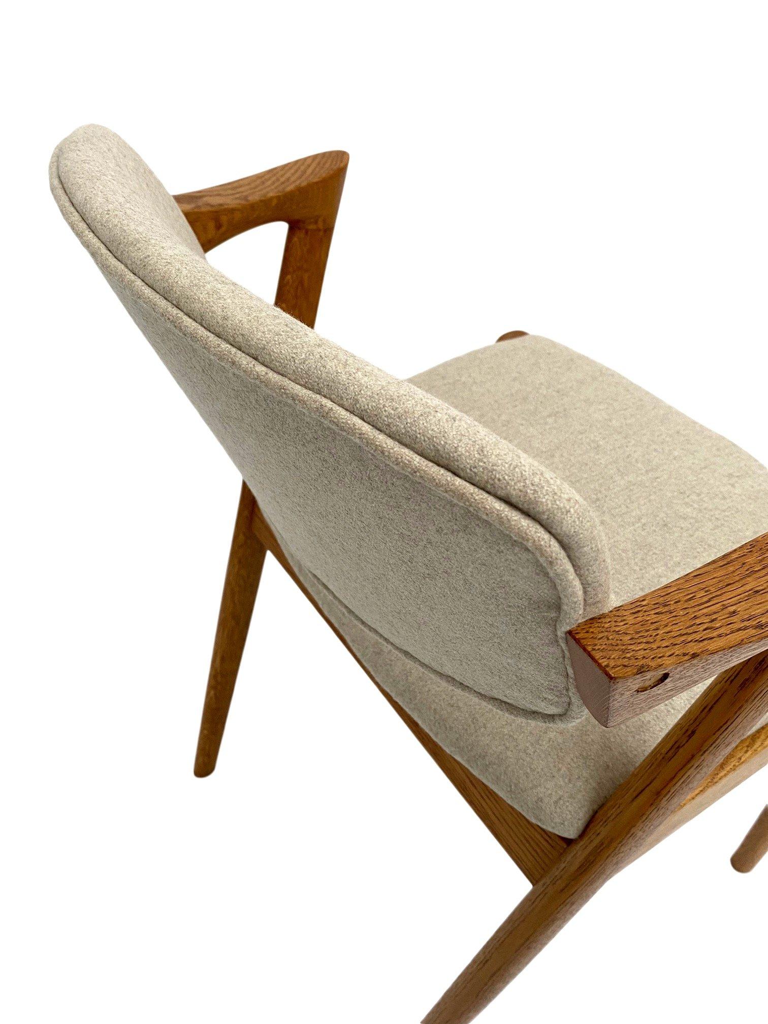 Danish Kai Kristiansen Set of 4 Model 42 Oak and Cream Wool Dining Chairs 1