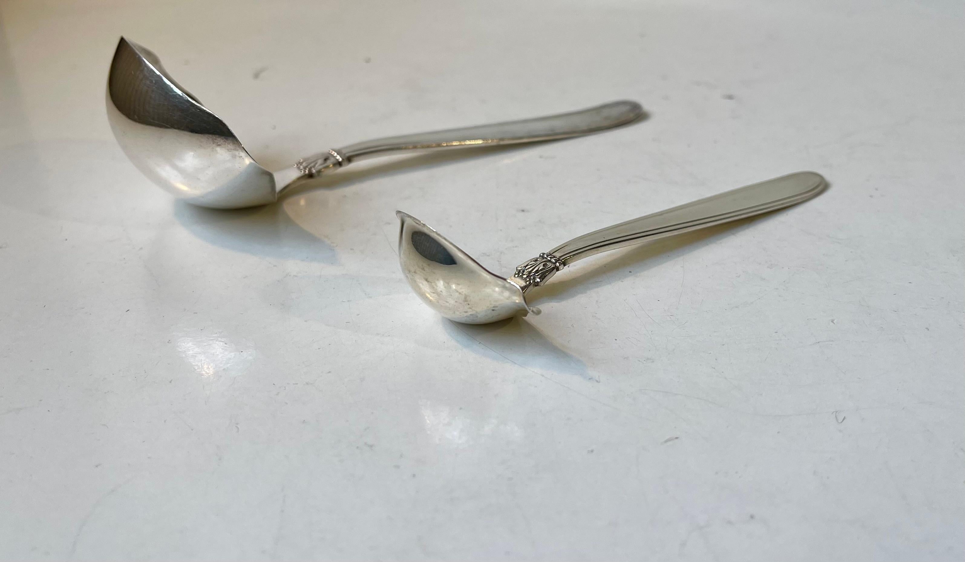 Arts and Crafts Cucchiai da salsa danesi Karina in argento sterling di Horsens Sølv in vendita