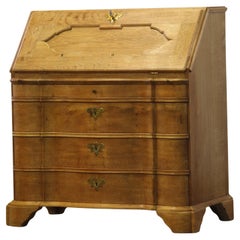 Bureau secrétaire en chêne de style danois Kjærnulf/Baroque, bureau à façade inclinée