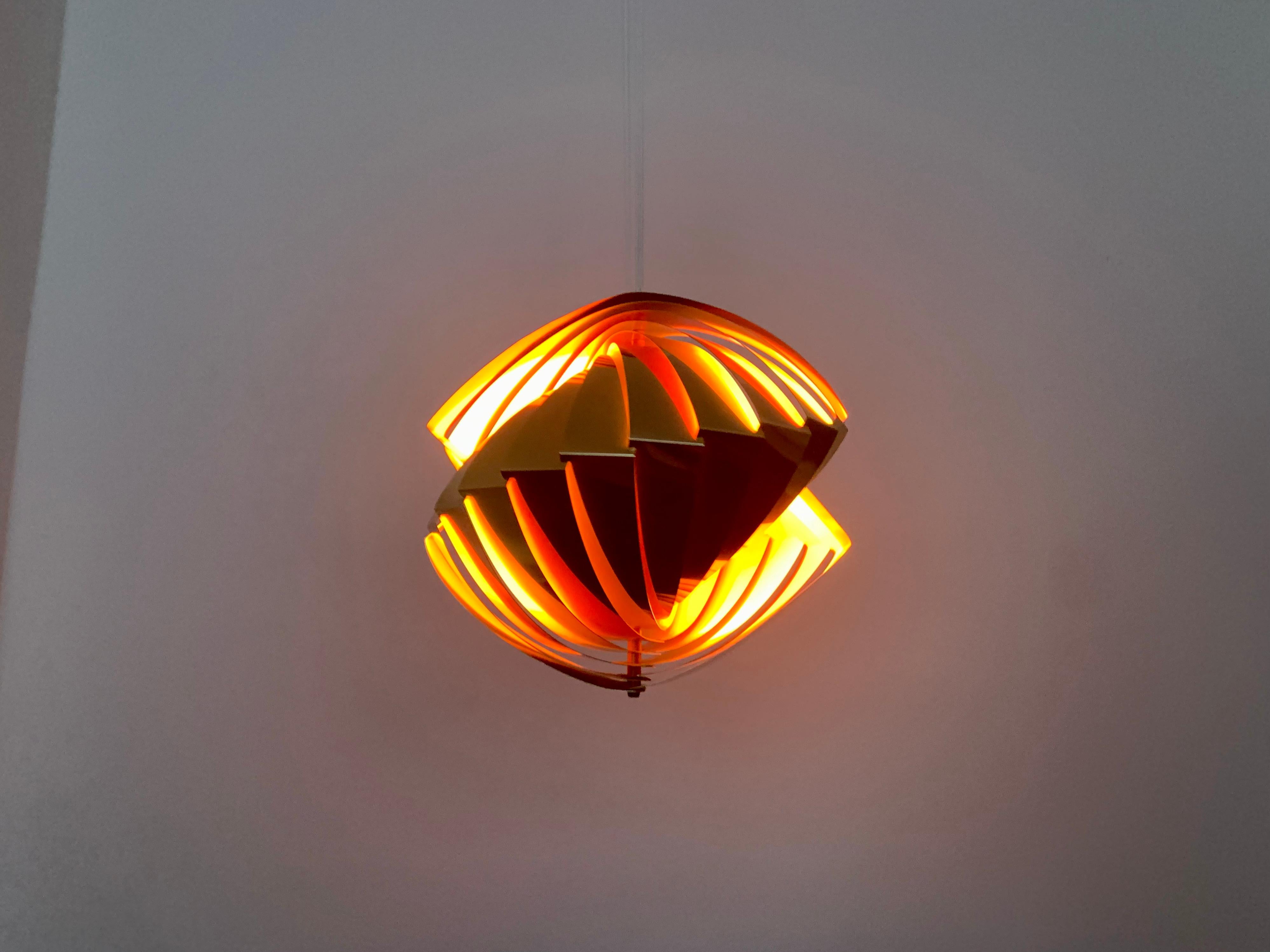 Danish Konkylie Pendant Lamp by Louis Weisdorf for Lyfa For Sale 1