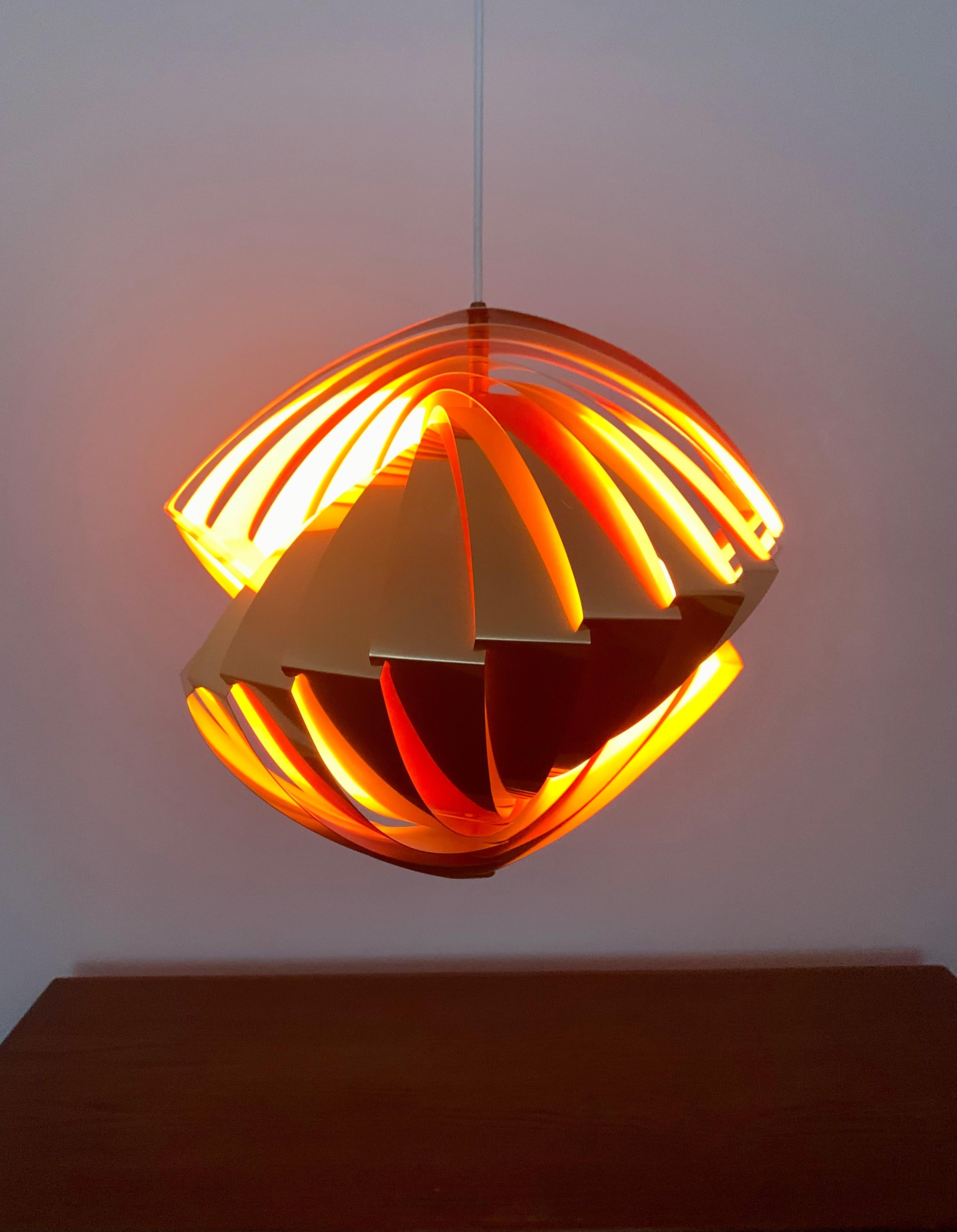 Danish Konkylie Pendant Lamp by Louis Weisdorf for Lyfa For Sale 2