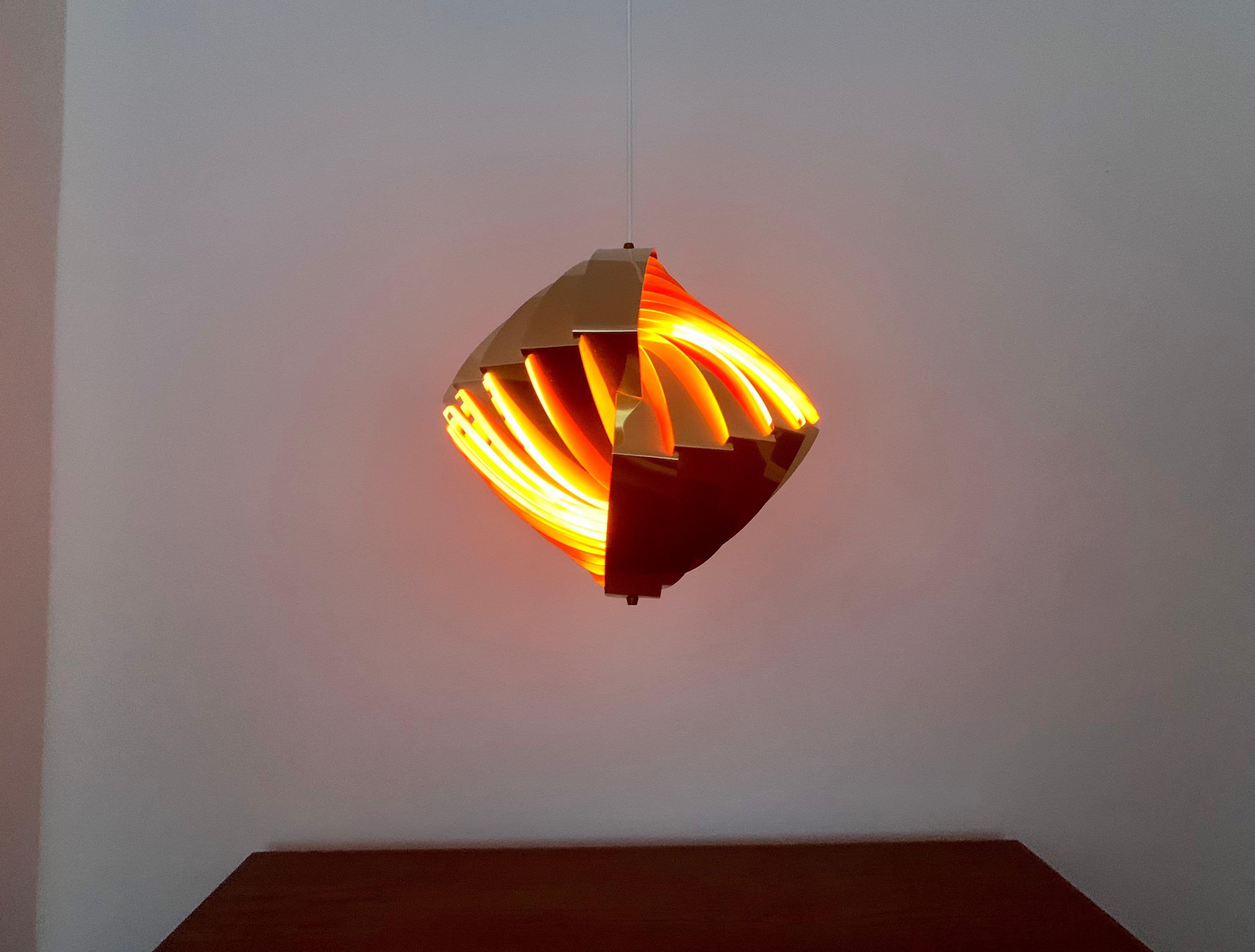 Lampe à suspension danoise Konkylie de Louis Weisdorf pour Lyfa en vente 4