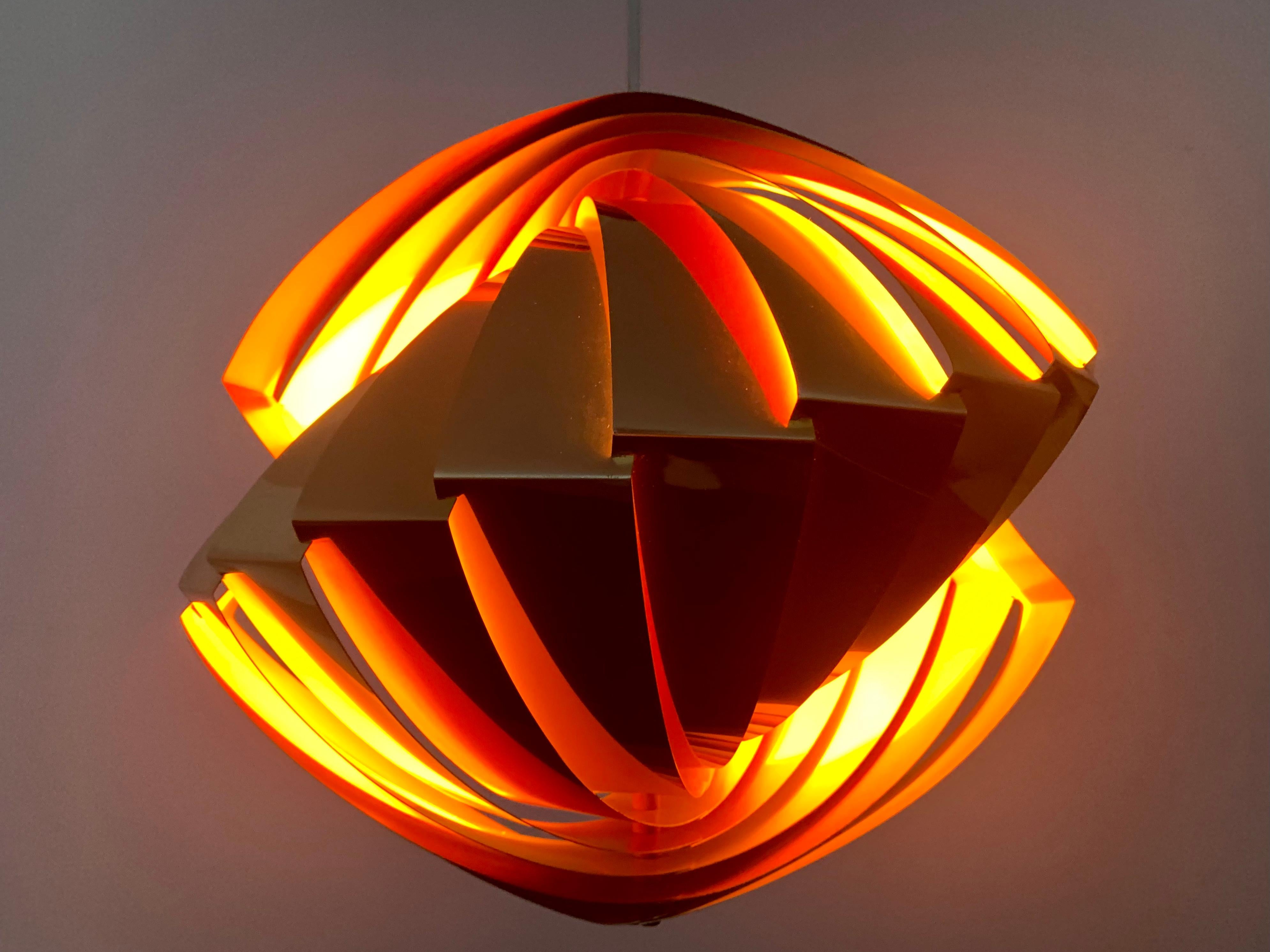 Danish Konkylie Pendant Lamp by Louis Weisdorf for Lyfa For Sale 4