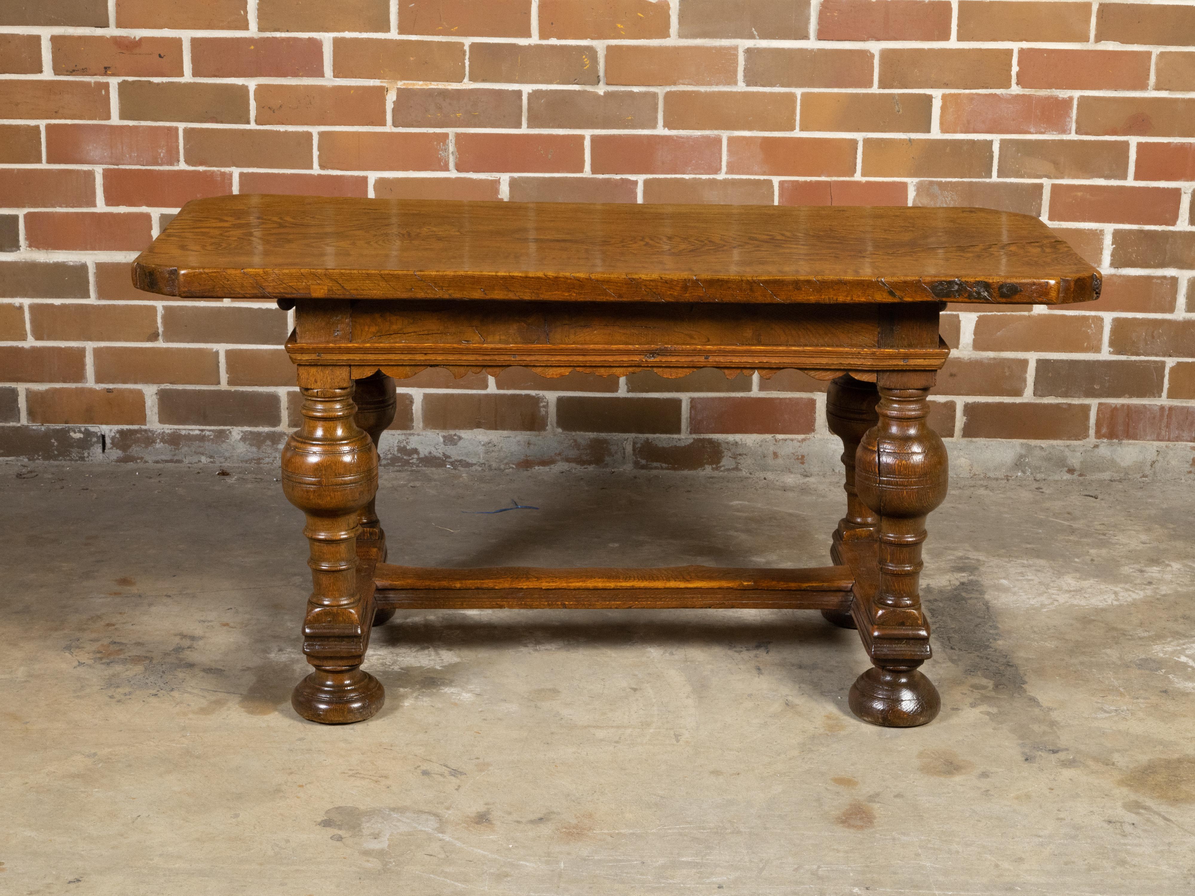 Danish Langeland Late 19th Century Oak Table with Carved Apron and Turned Legs For Sale 2