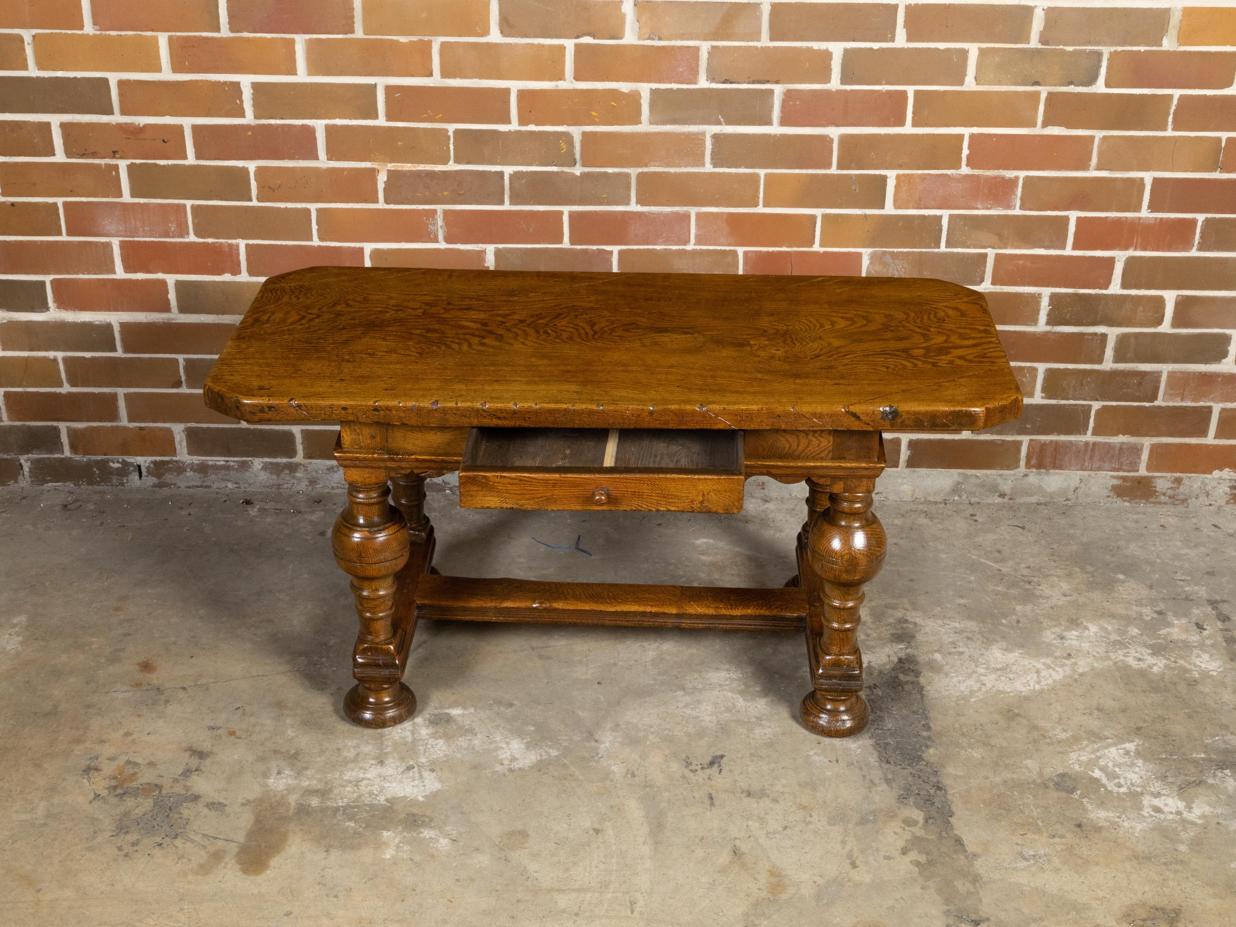 Danish Langeland Late 19th Century Oak Table with Carved Apron and Turned Legs For Sale 4