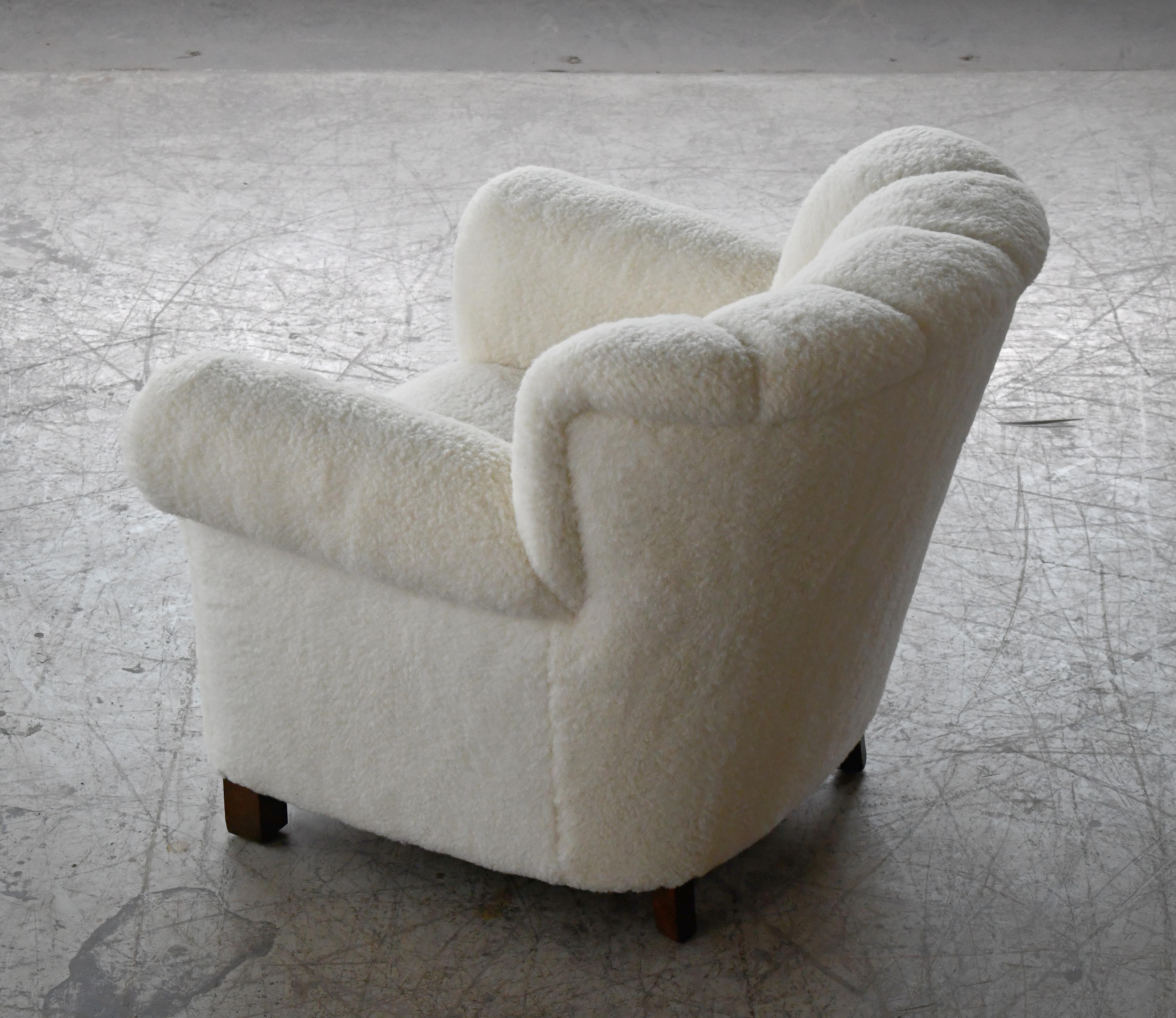 Mid-20th Century Danish Large Size Club Chair Newly Refurbished in Ivory Lambswool, 1940s
