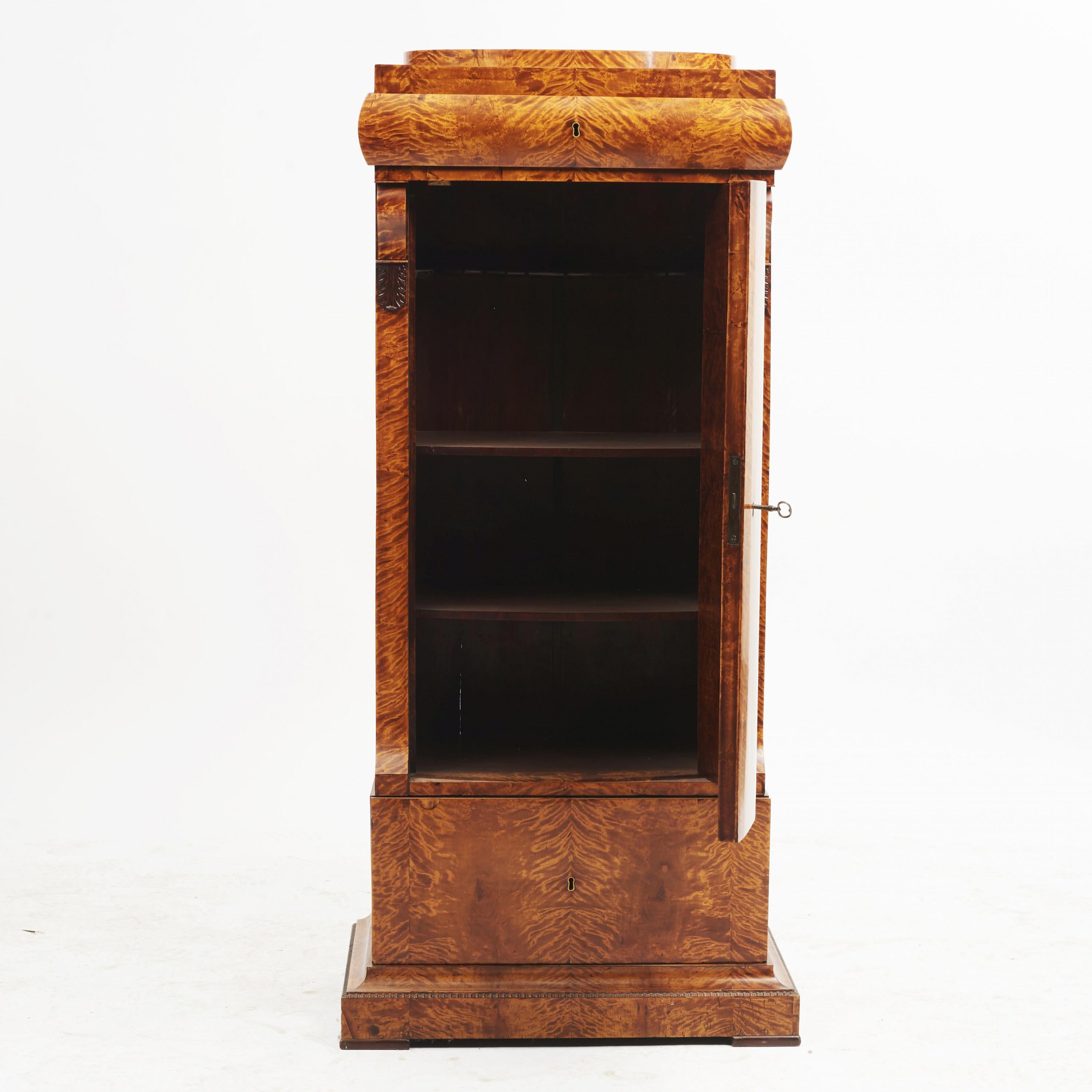 Veneer Danish Late Empire 'Biedermeier' Flamed Birch Pedestal Cabinet For Sale