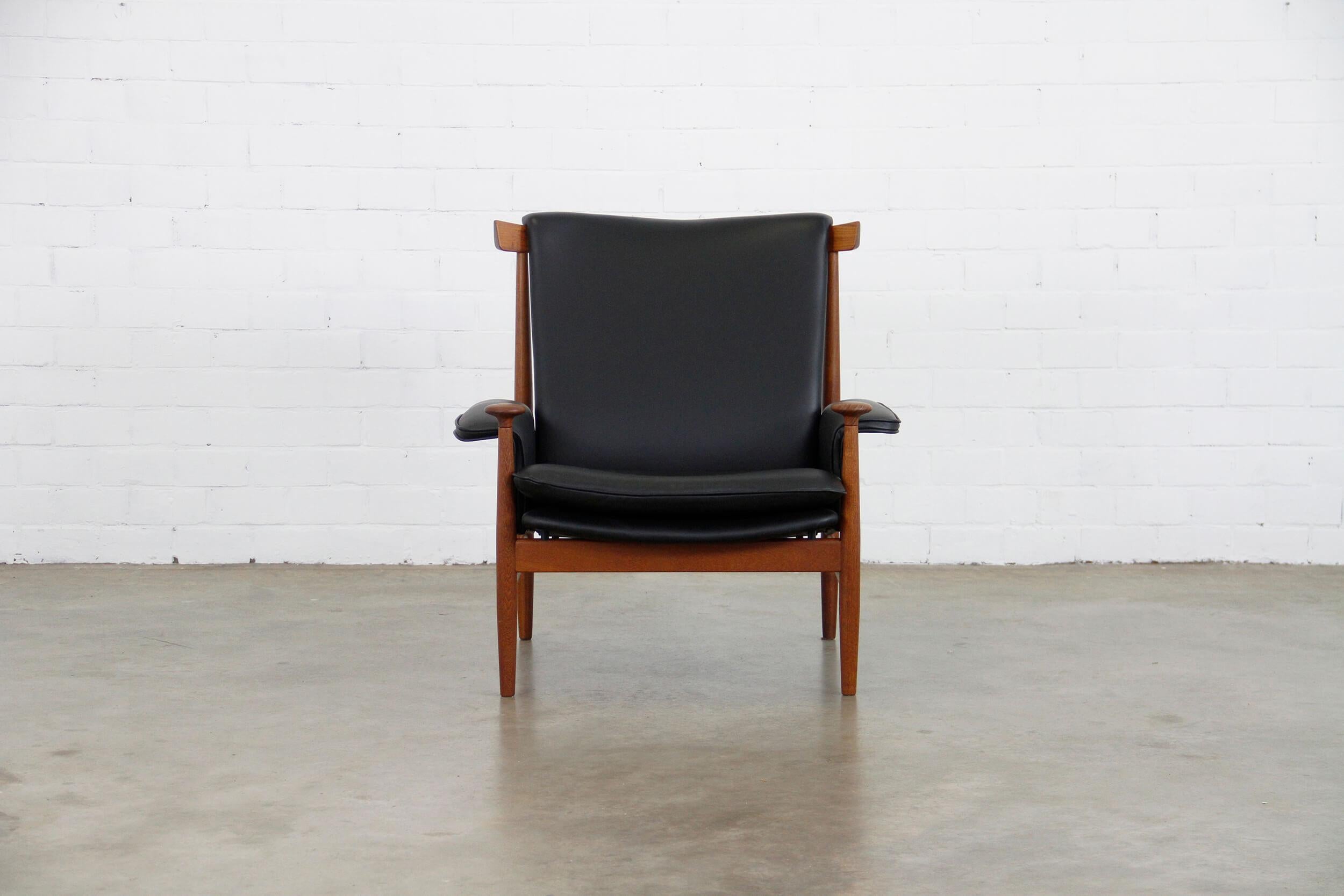 Danish Leather and Teak Bwana Model 152 Chair by Finn Juhl for France & Søn 1962 In Good Condition For Sale In Wijnegem, Antwerpen
