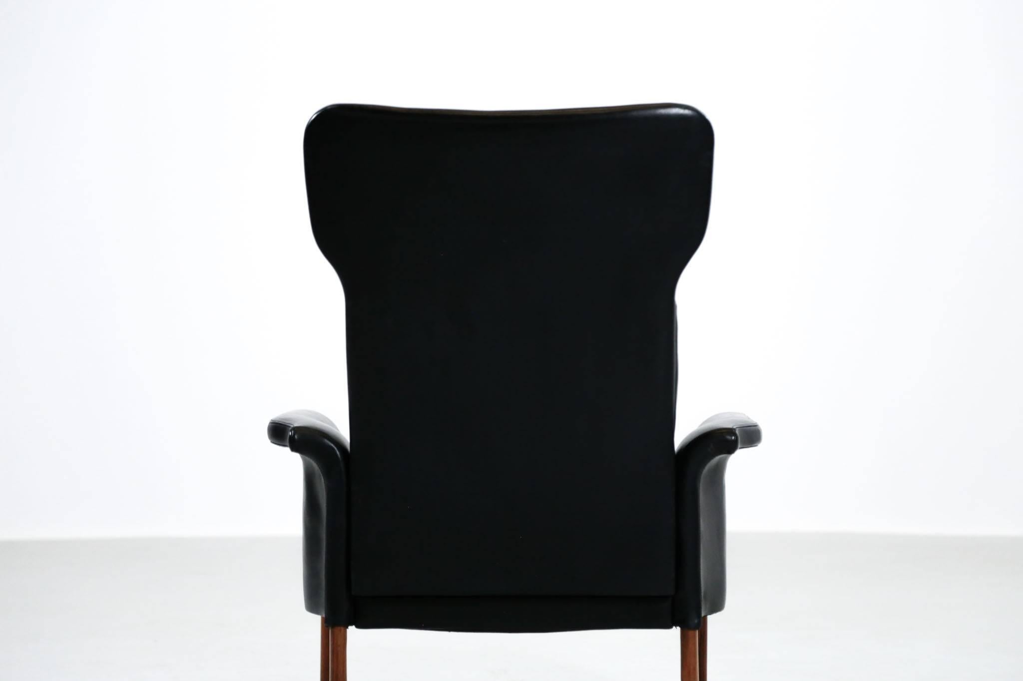 Danish Leather Armchair, Scandinavian Design, 1960s 5