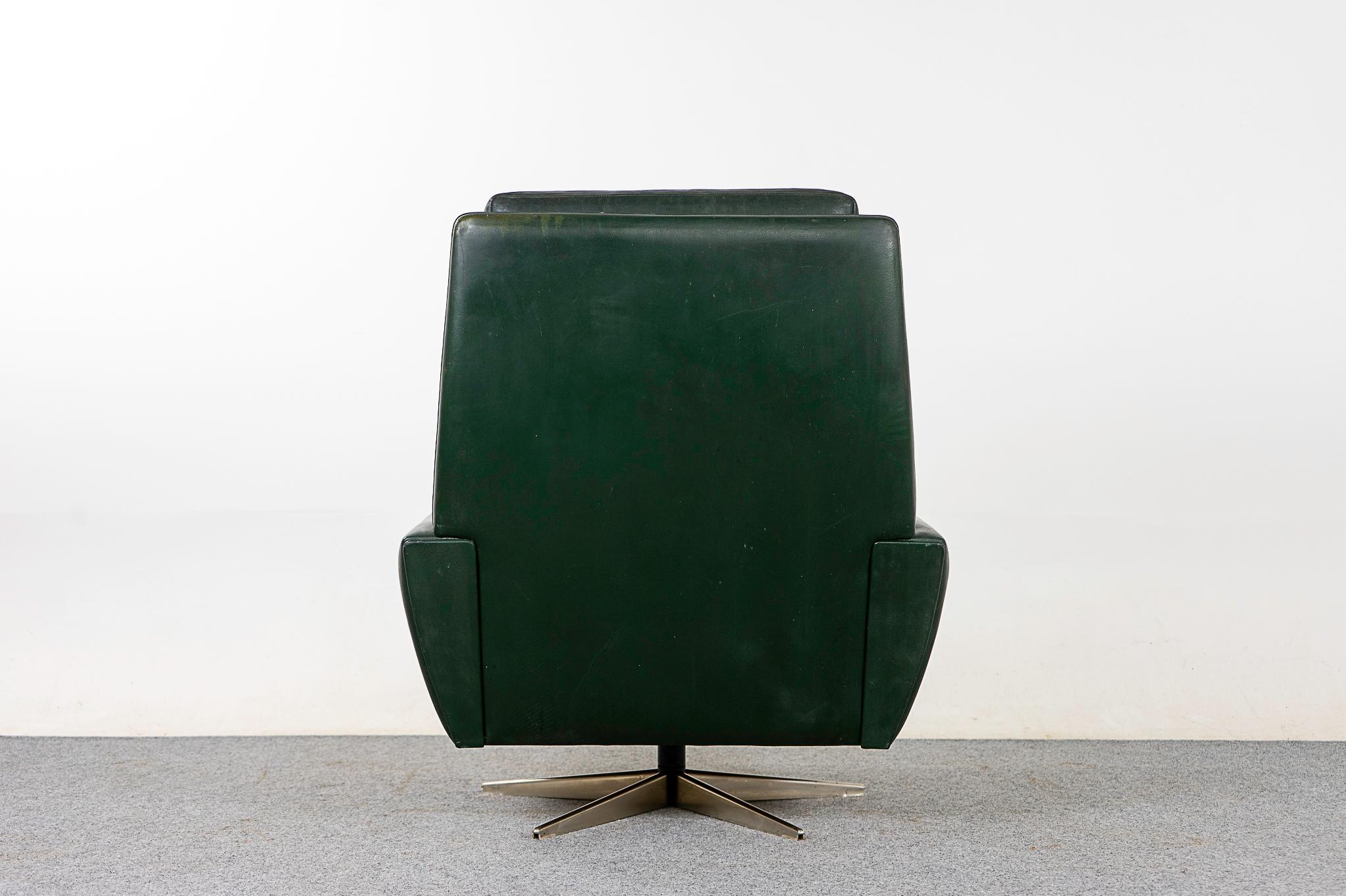 Danish Leather & Chrome Swivel Chair 6