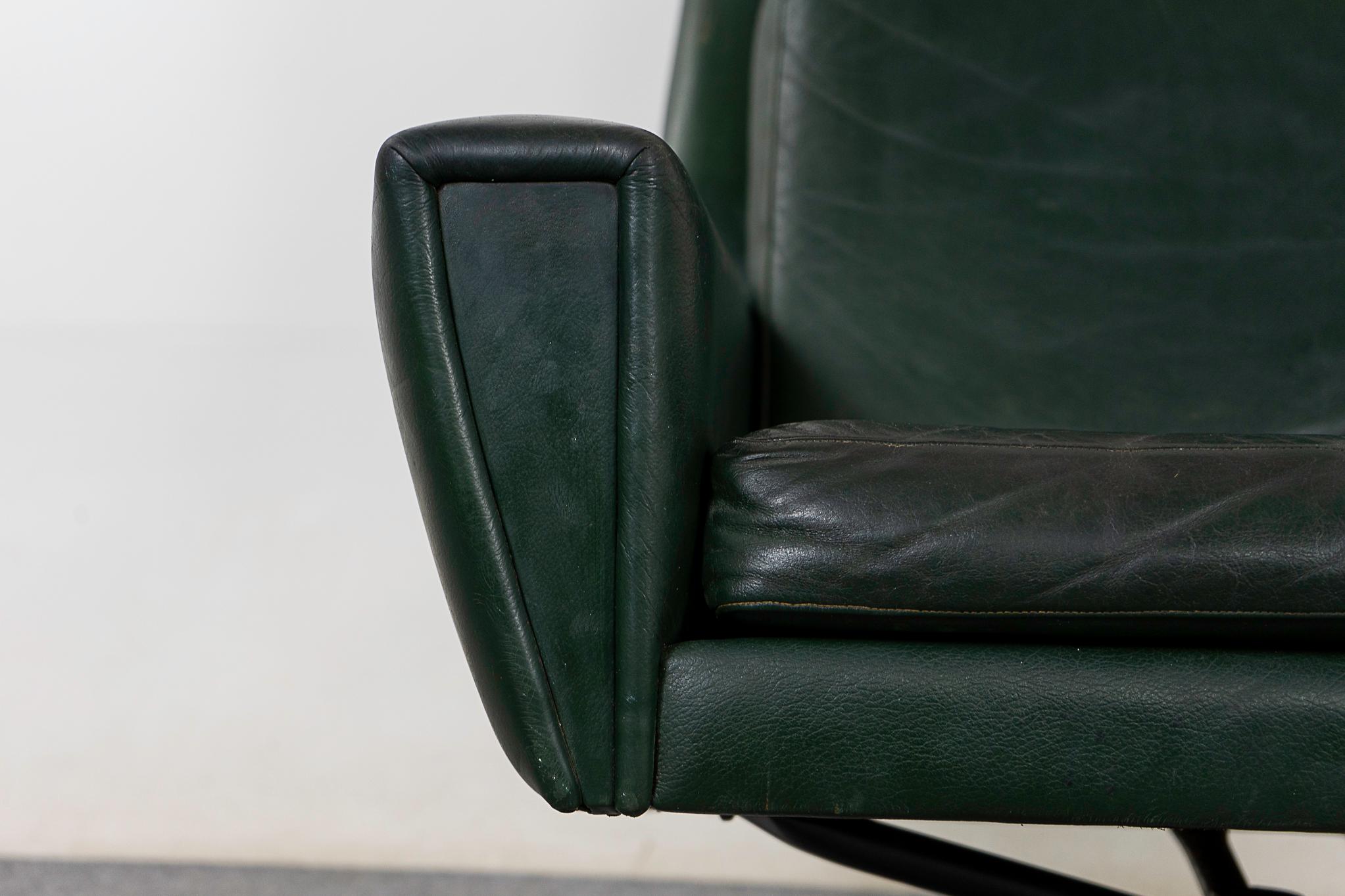 Scandinavian Modern Danish Leather & Chrome Swivel Chair