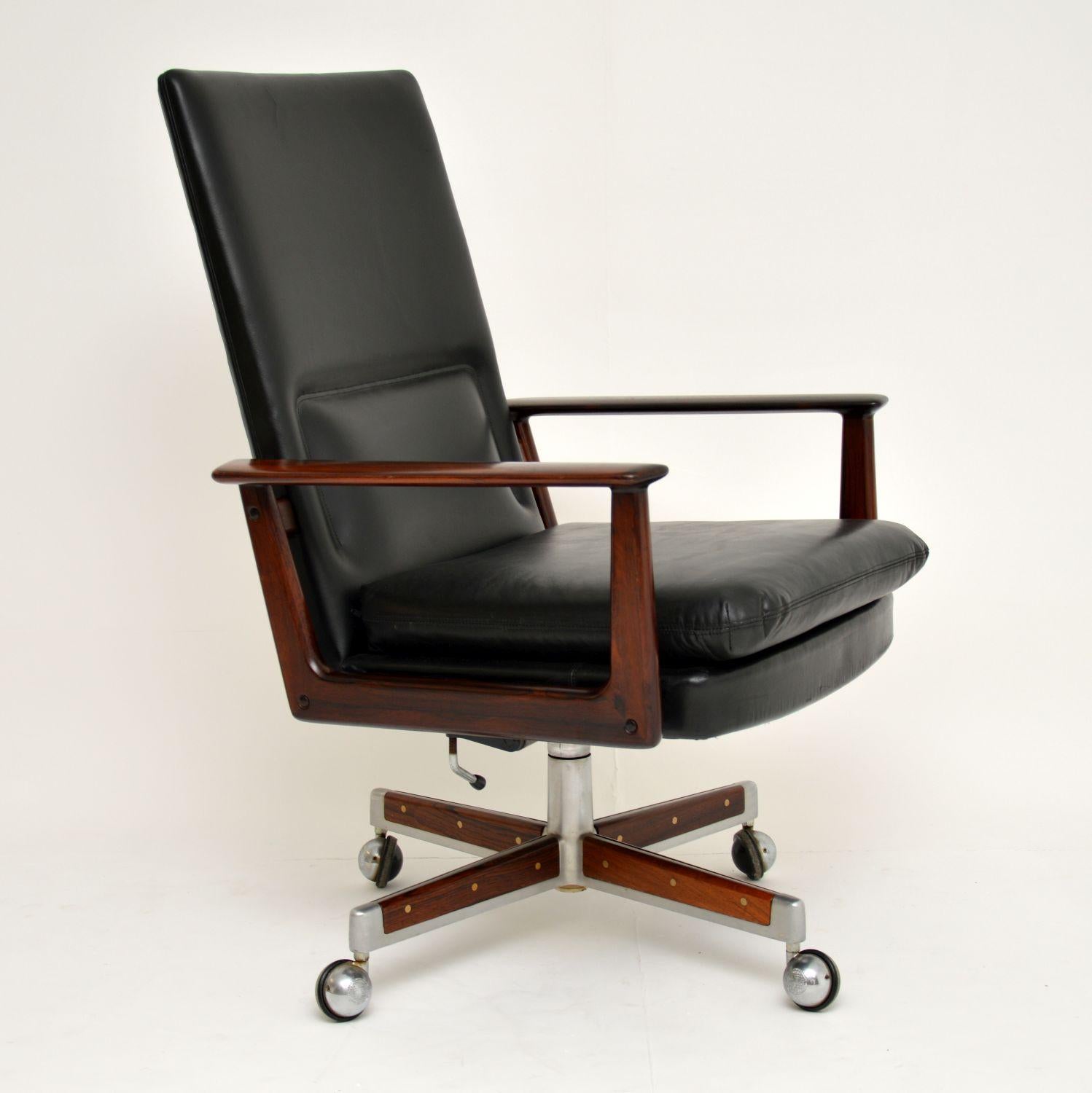 Danish Leather Desk Chair by Arne Vodder 4