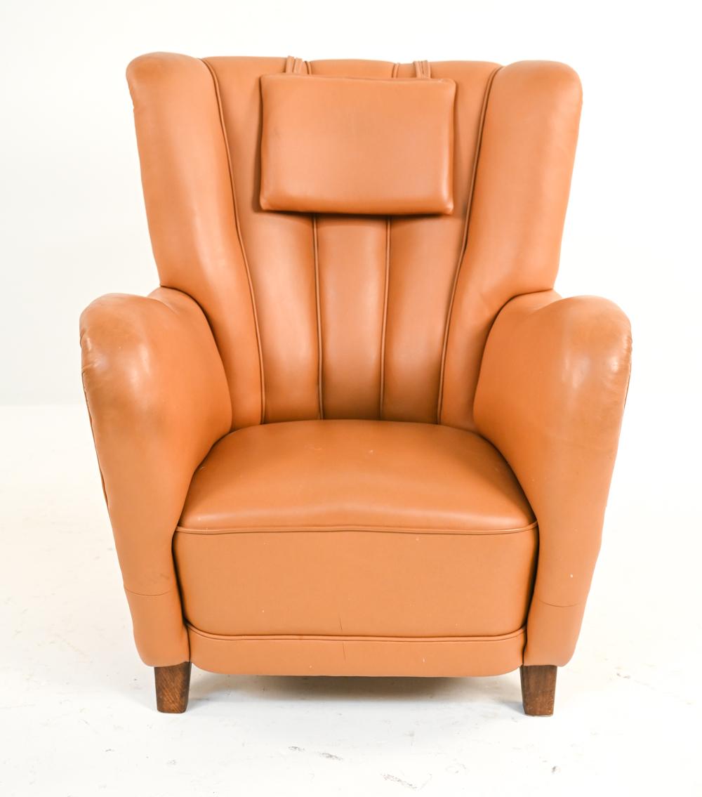 Danish Leather Easy Chair in the Manner of Boesen & Lassen 3