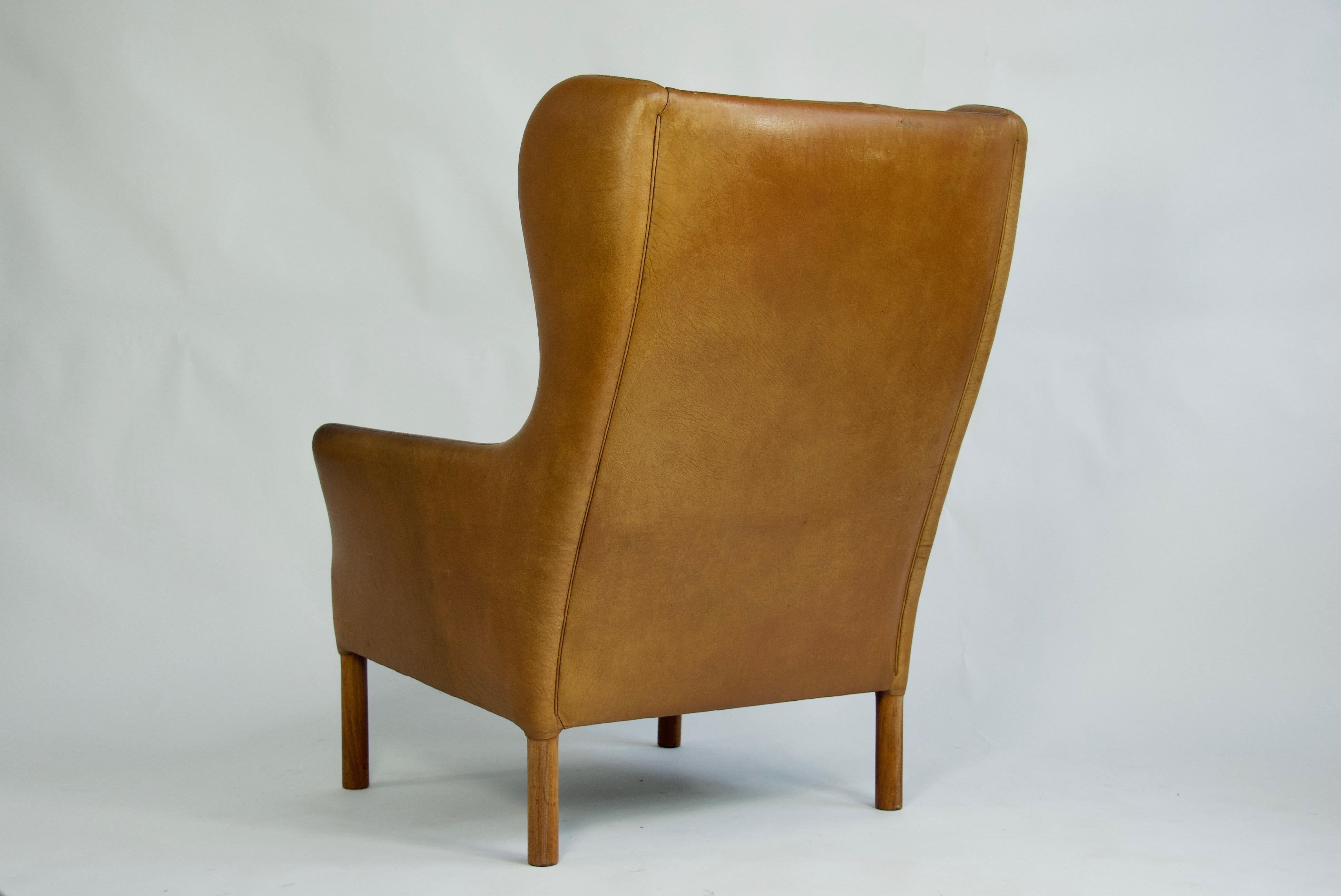 Danish Leather High Back Chairs im Zustand „Gut“ im Angebot in Turners Falls, MA