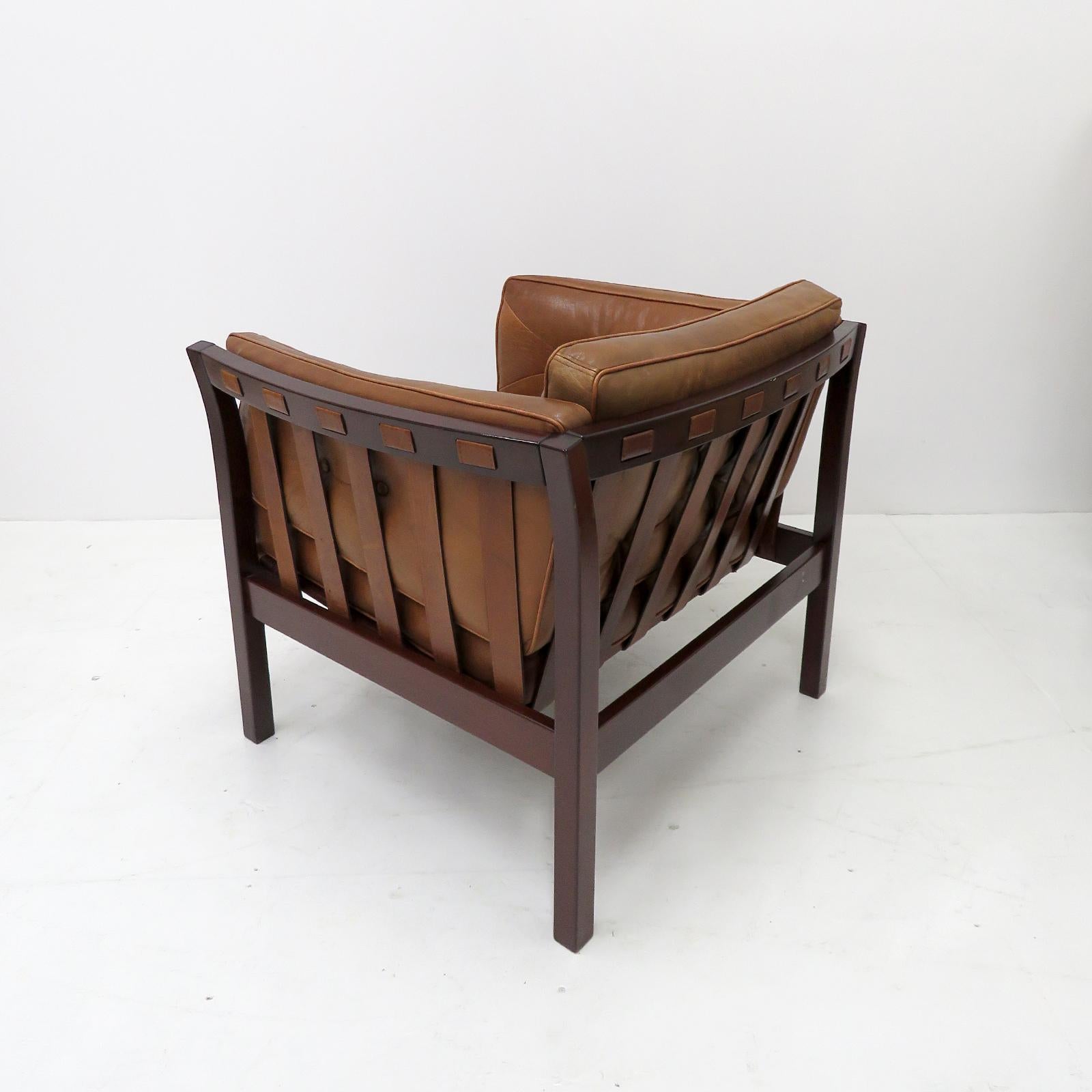 Danish Leather Lounge Chair, 1960 For Sale 2