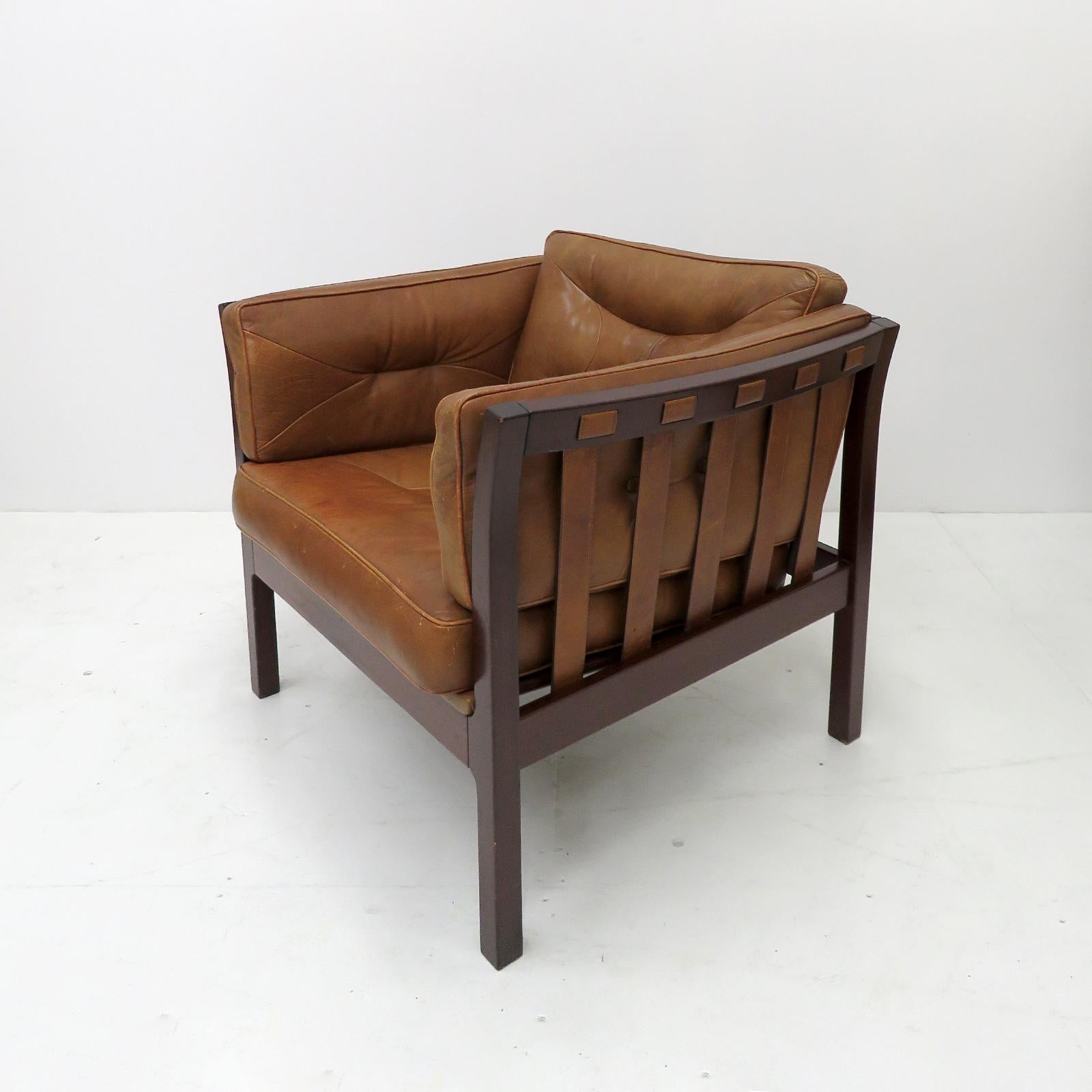 Danish Leather Lounge Chair, 1960 For Sale 3